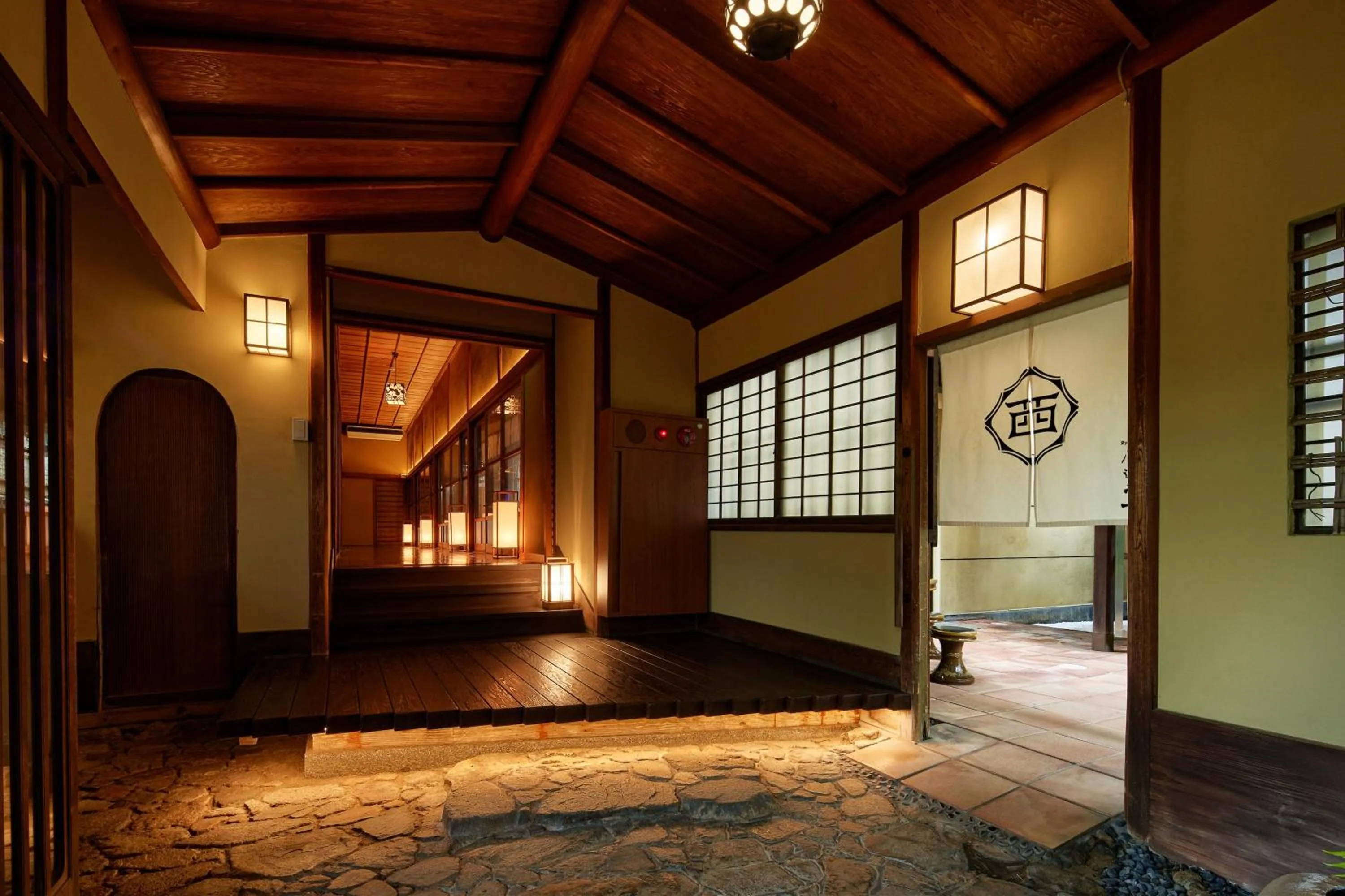 Lounge or bar in Ryokan Onomichi Nishiyama