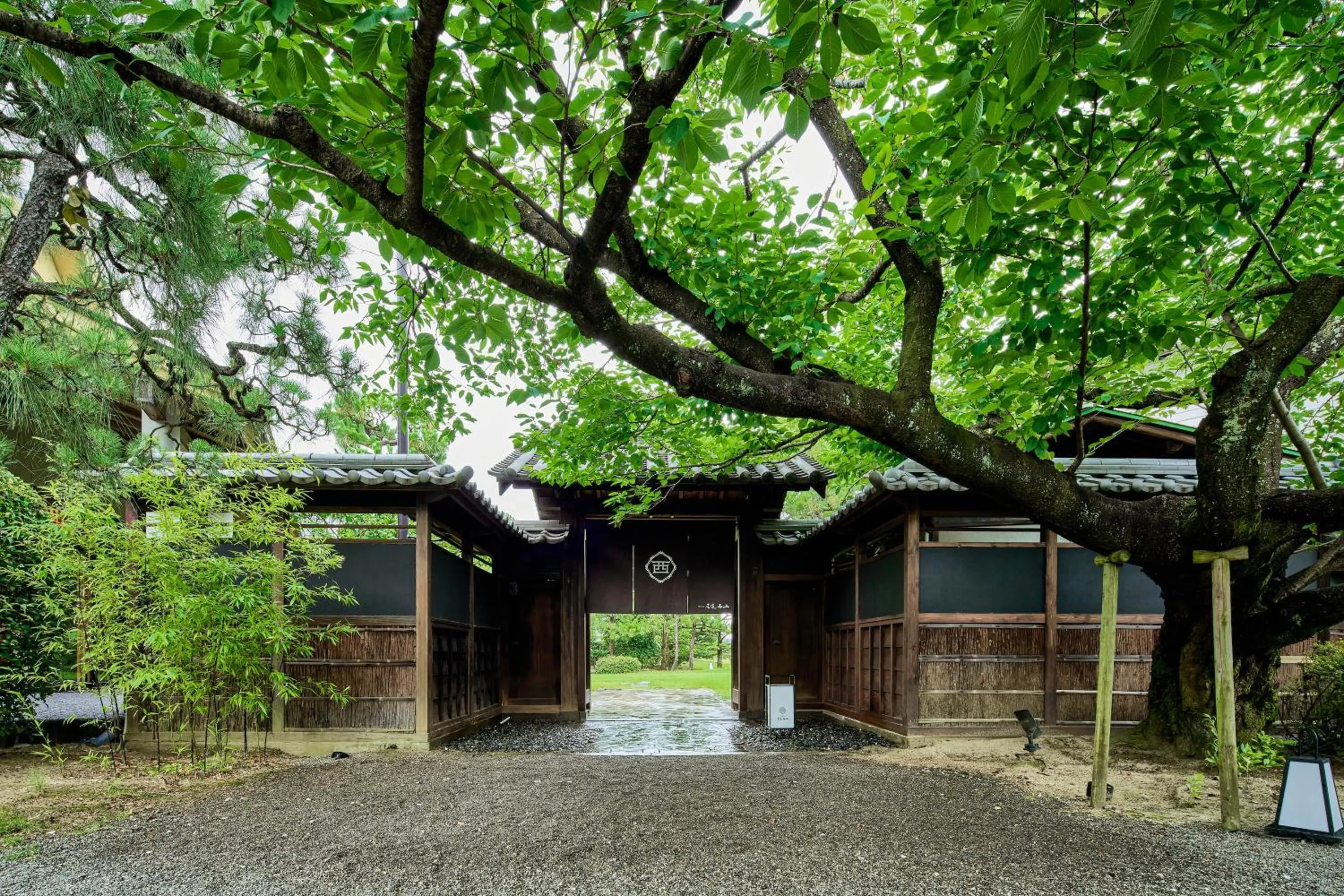 Facade/entrance in Ryokan Onomichi Nishiyama