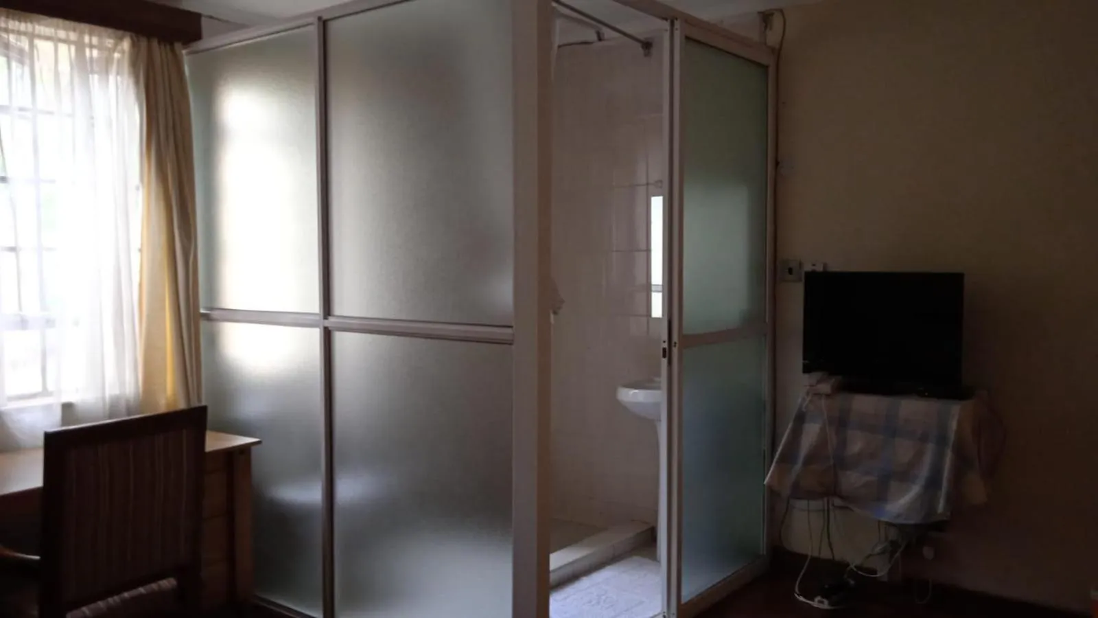 Shower in dreamplace Gigiri