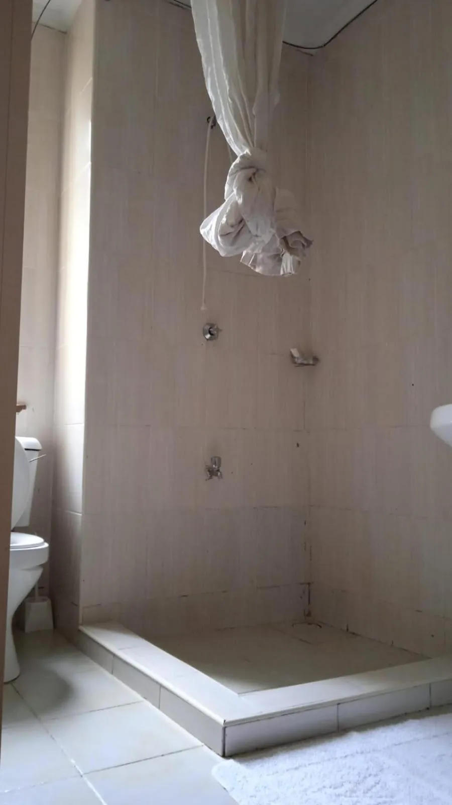 Bathroom in dreamplace Gigiri