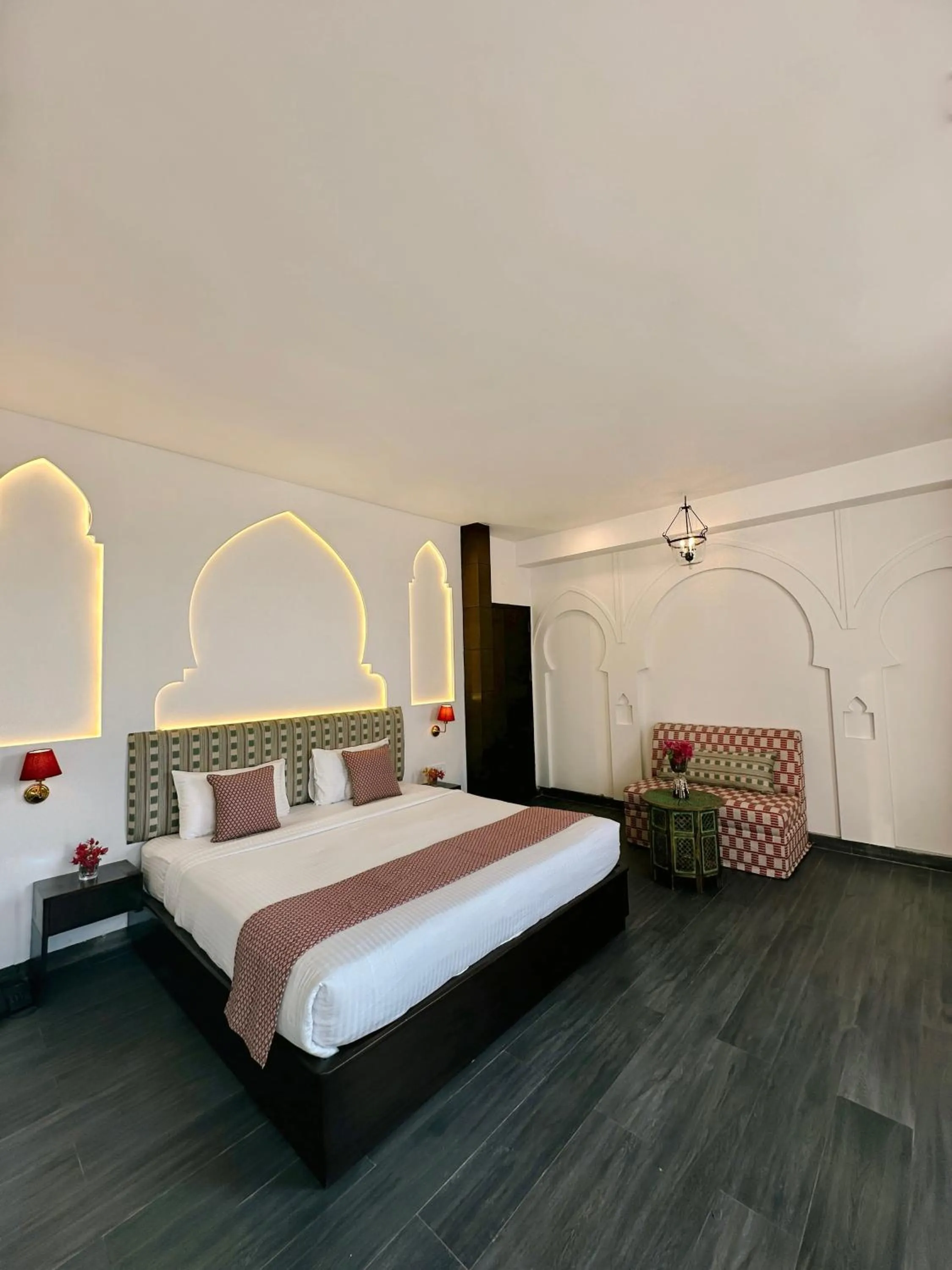 Photo of the whole room, Bed in Hotel Atulyaa Taj