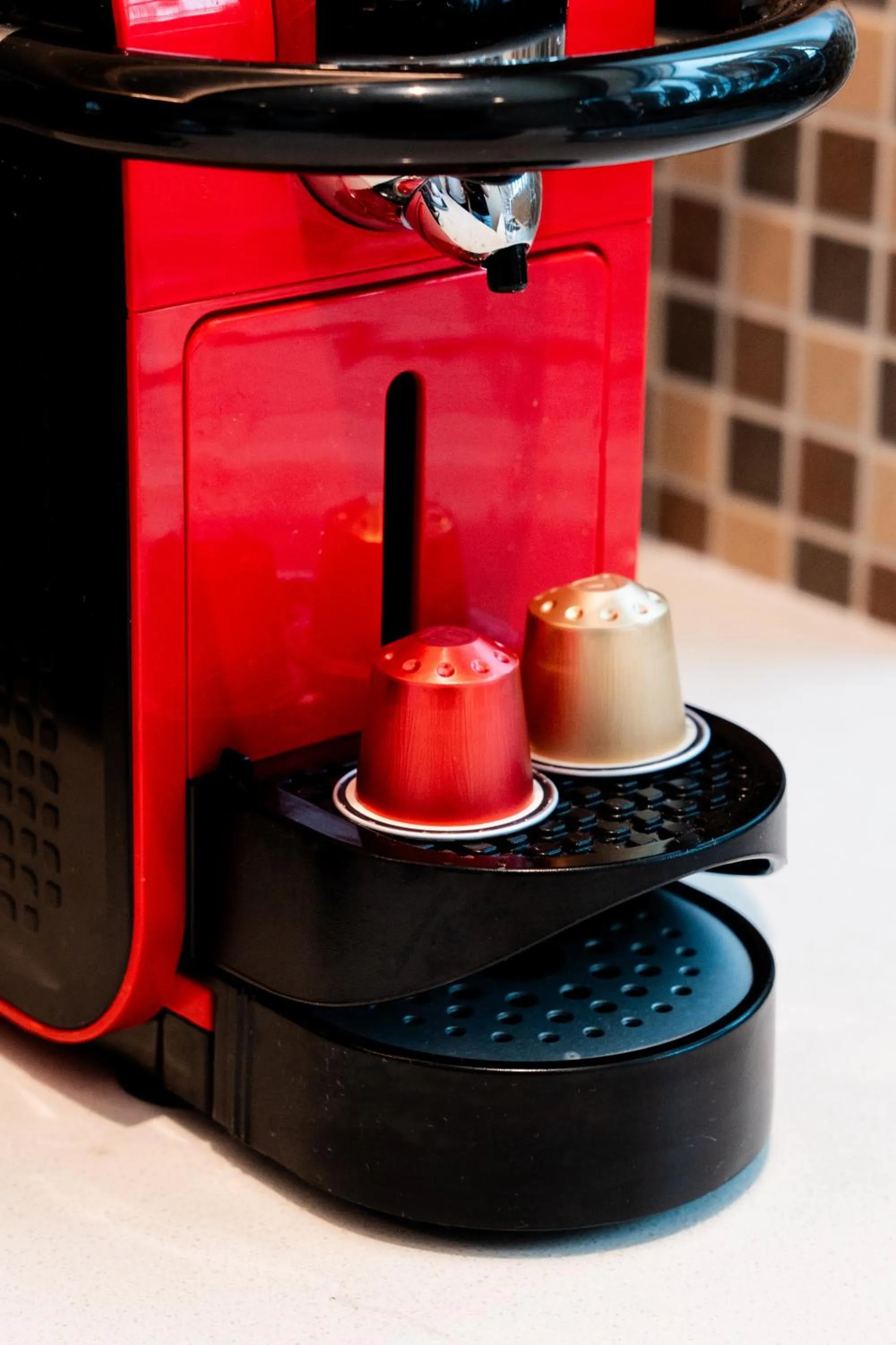 Coffee/tea facilities in Jood Hotel Apartments