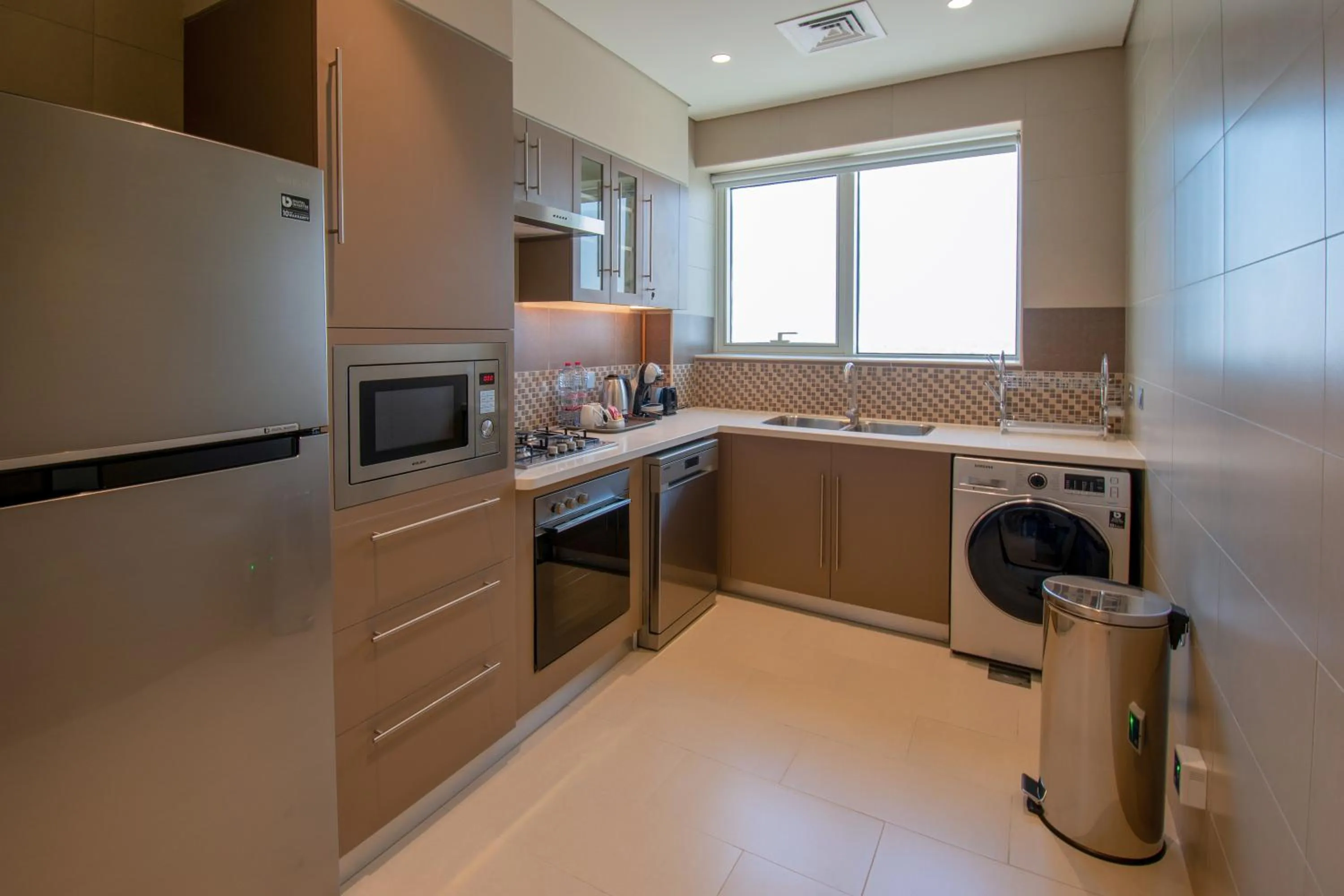 Kitchen or kitchenette in Jood Hotel Apartments