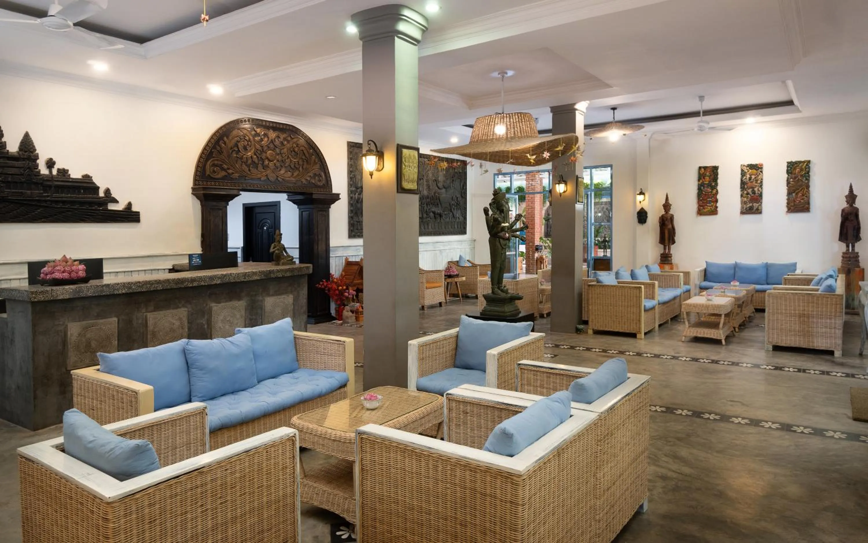 Lobby or reception in The Community - Siem Reap