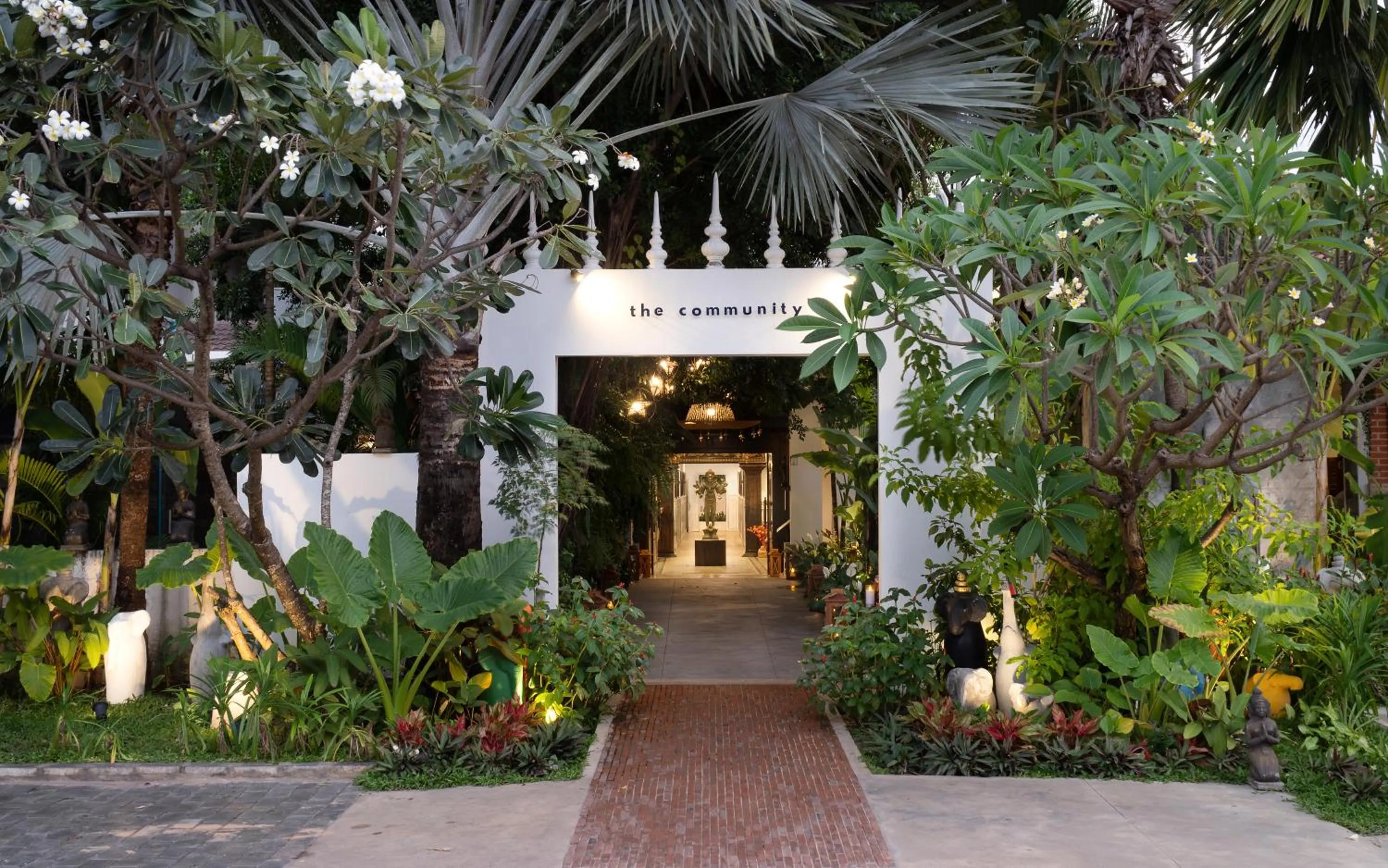 Facade/entrance in The Community - Siem Reap