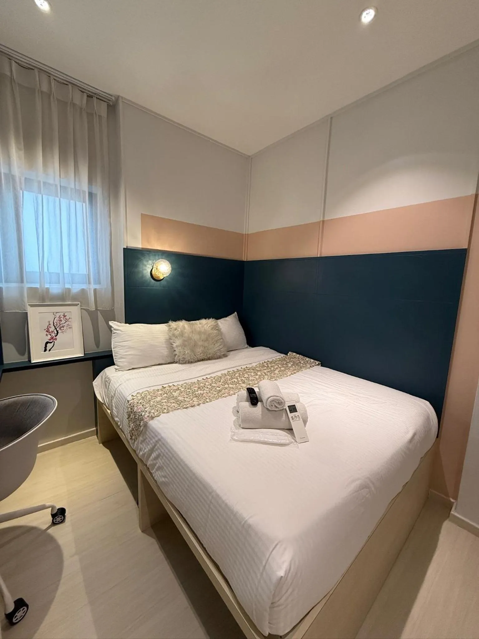 Bed in ISA Hotel Amber Road