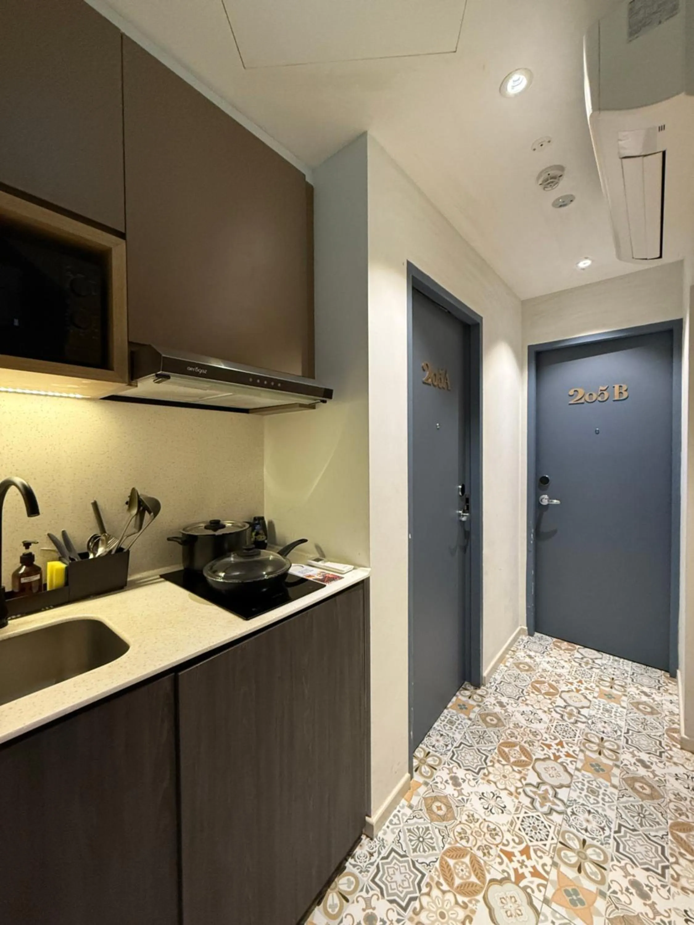 Coffee/tea facilities in ISA Hotel Amber Road