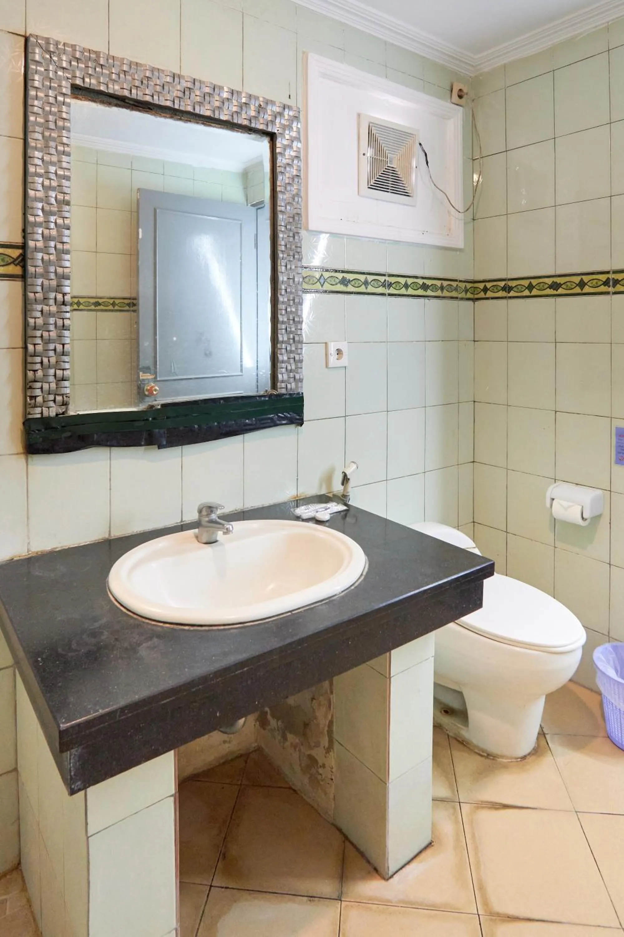 Shower in Attara Heritage Senggigi