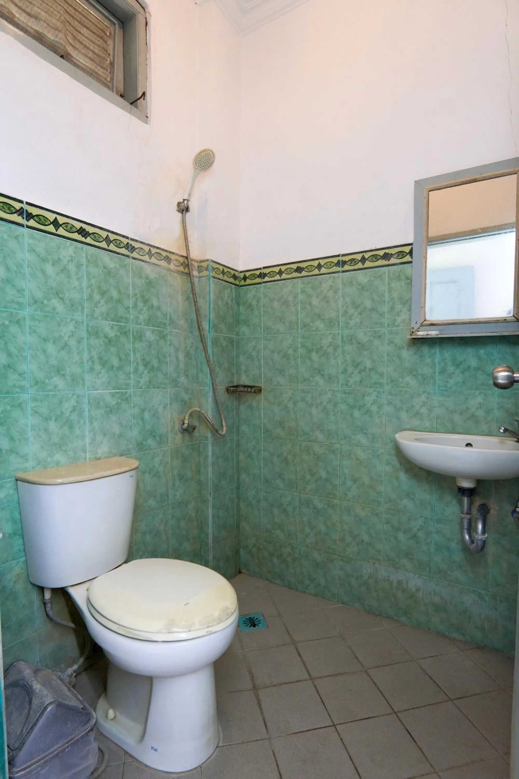 Shower in Attara Heritage Senggigi