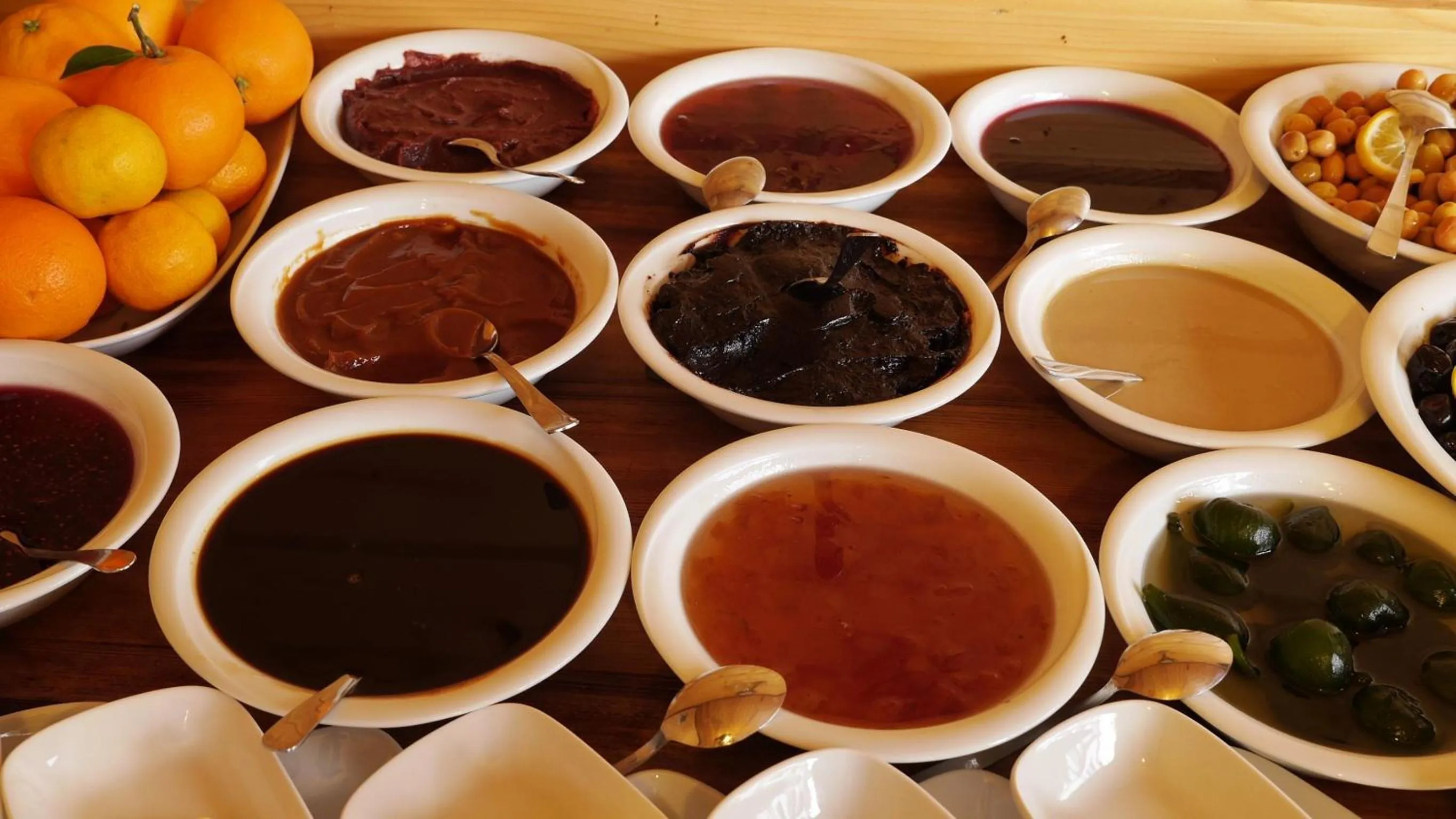 Buffet breakfast in Kadıoğlu Konağı