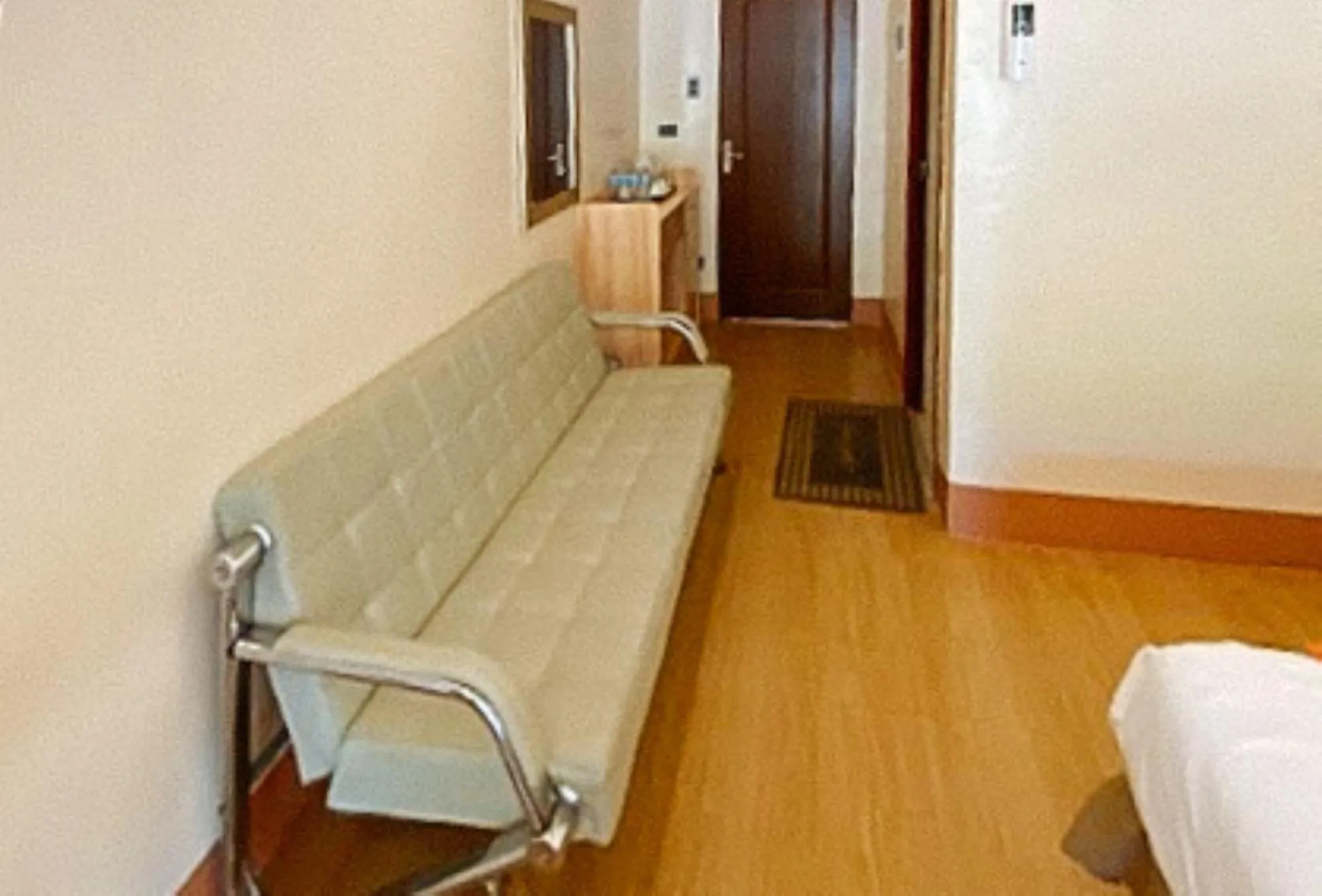 Bed in RedDoorz Premium at Ocean Heaven Resort Cebu