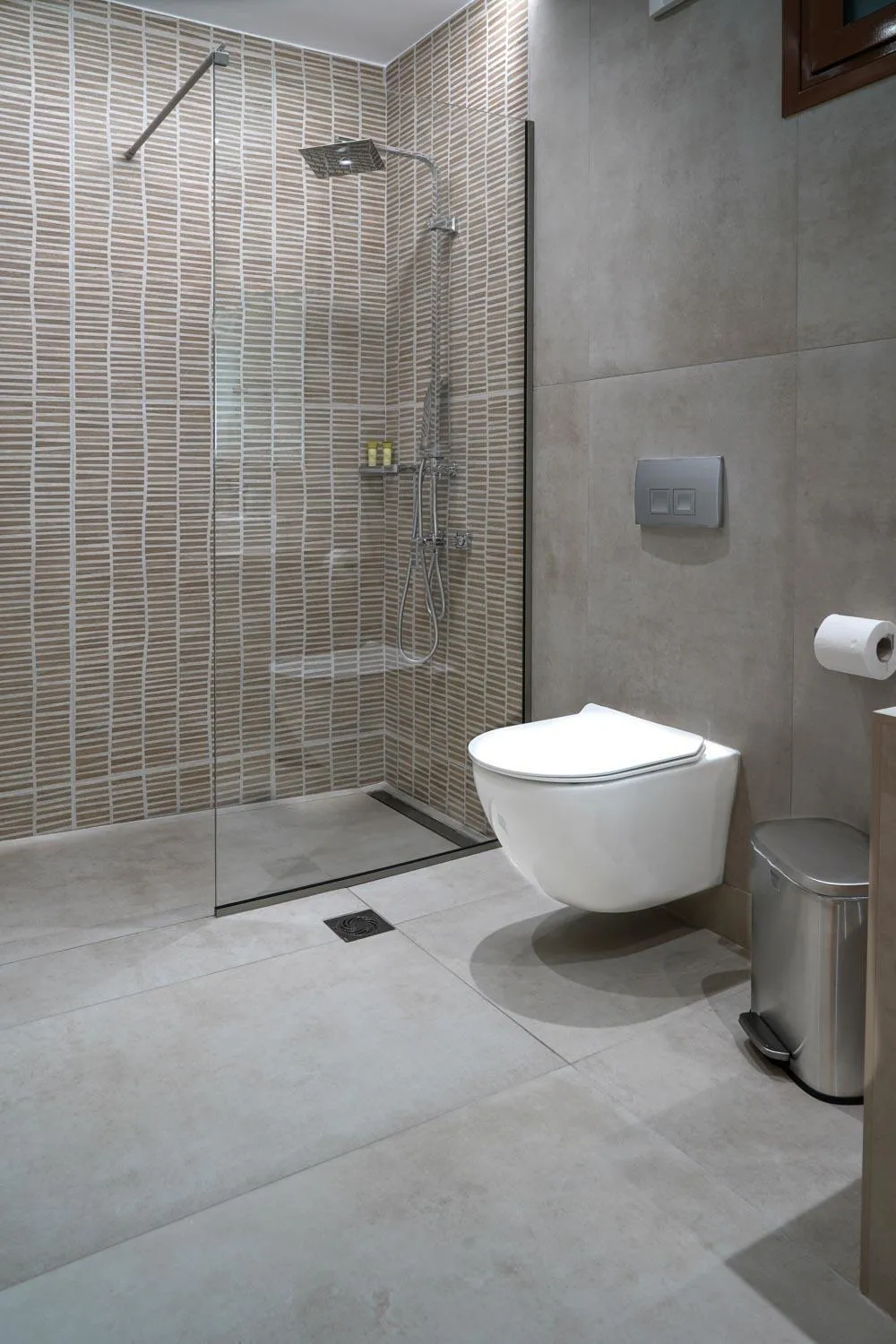 Shower in Nepheli Apartments and Studios