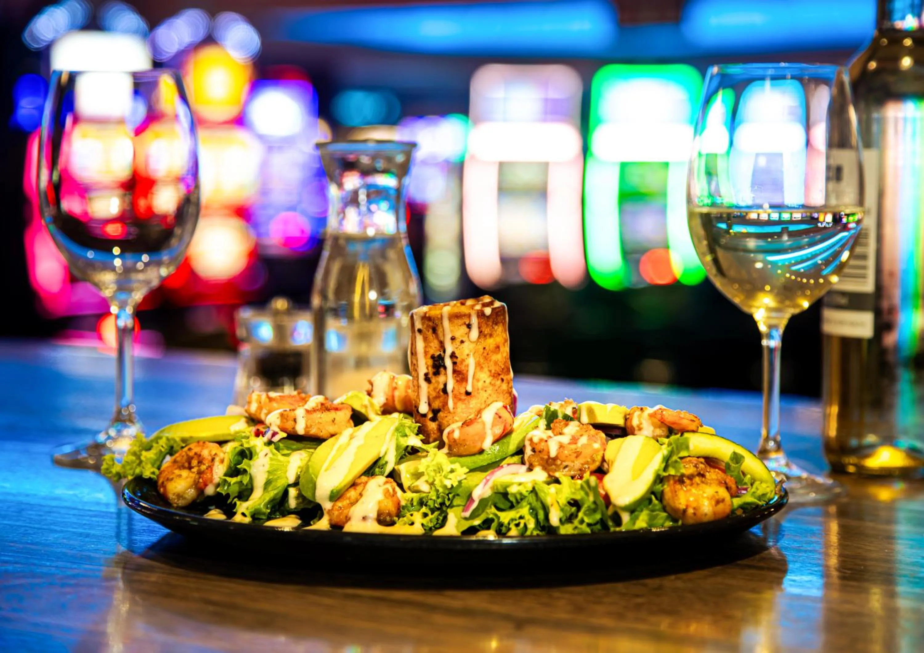 Restaurant/places to eat in Hemingways Hotel