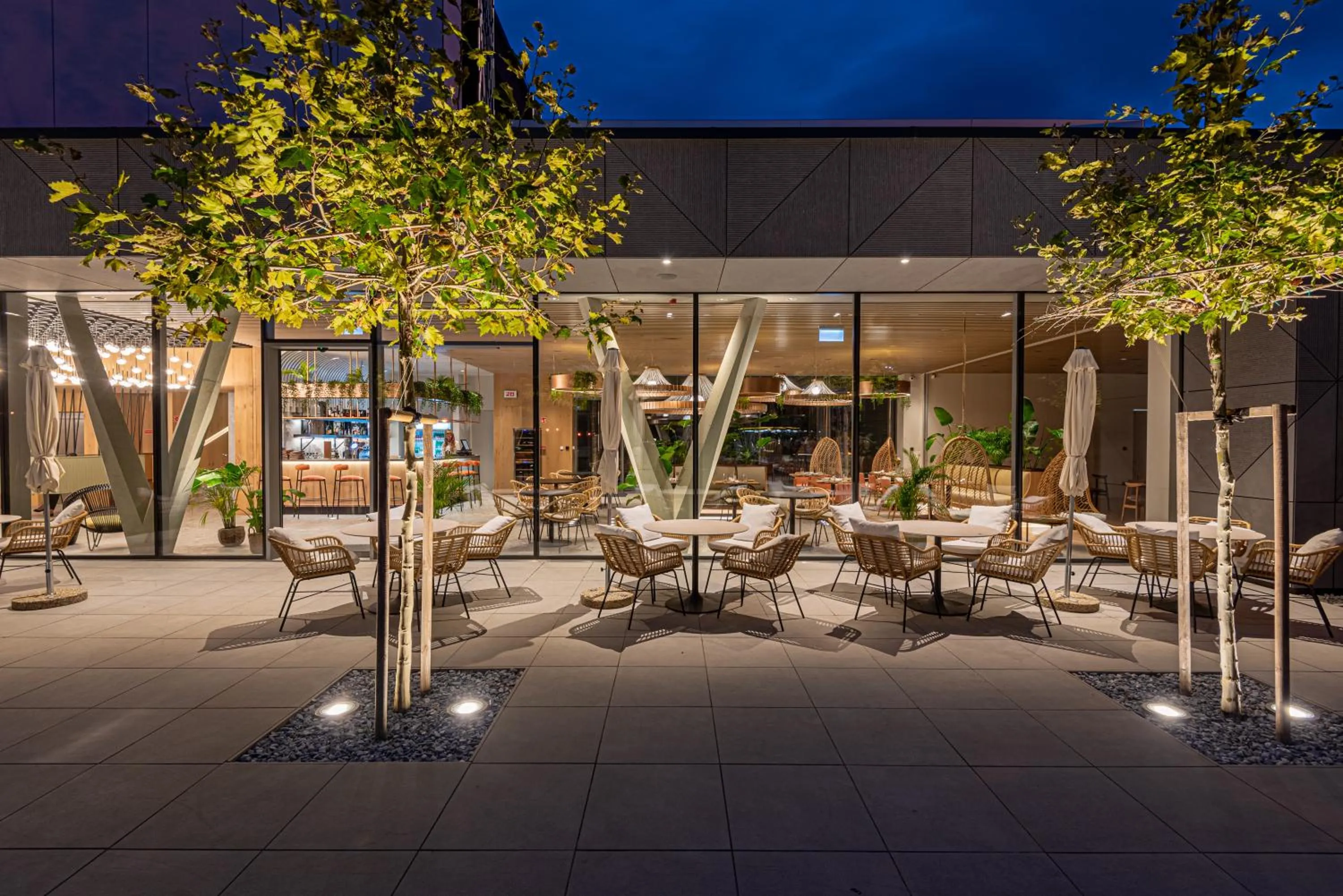 Property building in REED Boutique HOTEL & BISTRO