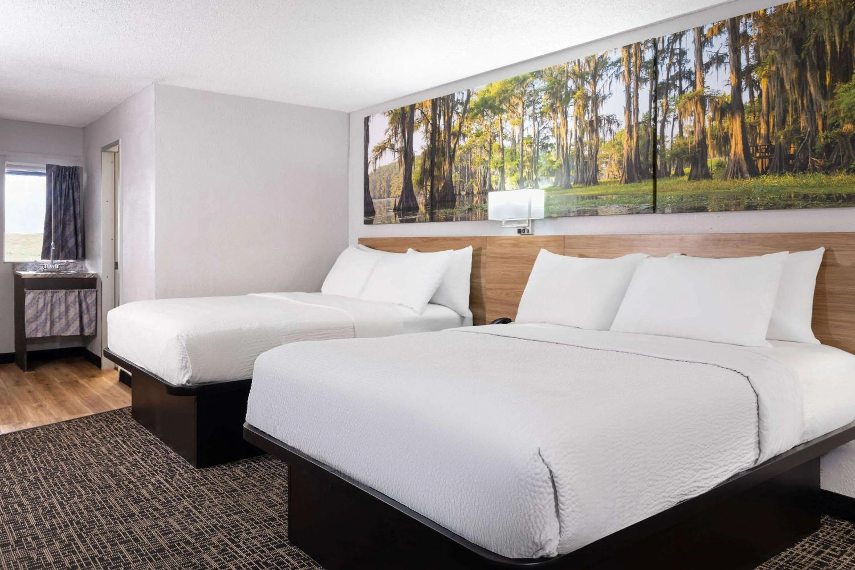 Photo of the whole room, Bed in Days Inn by Wyndham Salisbury, NC