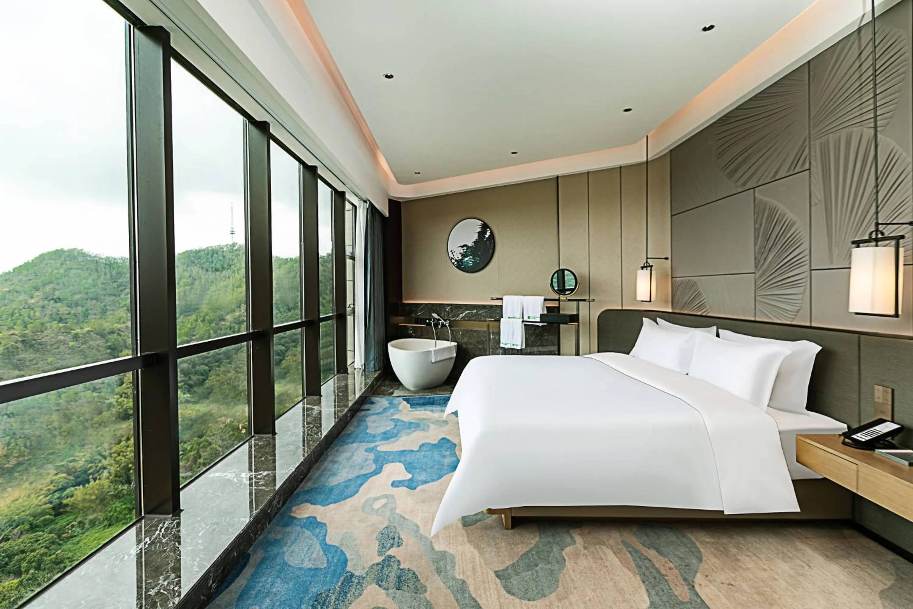 Mountain view, Bed in Wyndham Garden Gaozhou