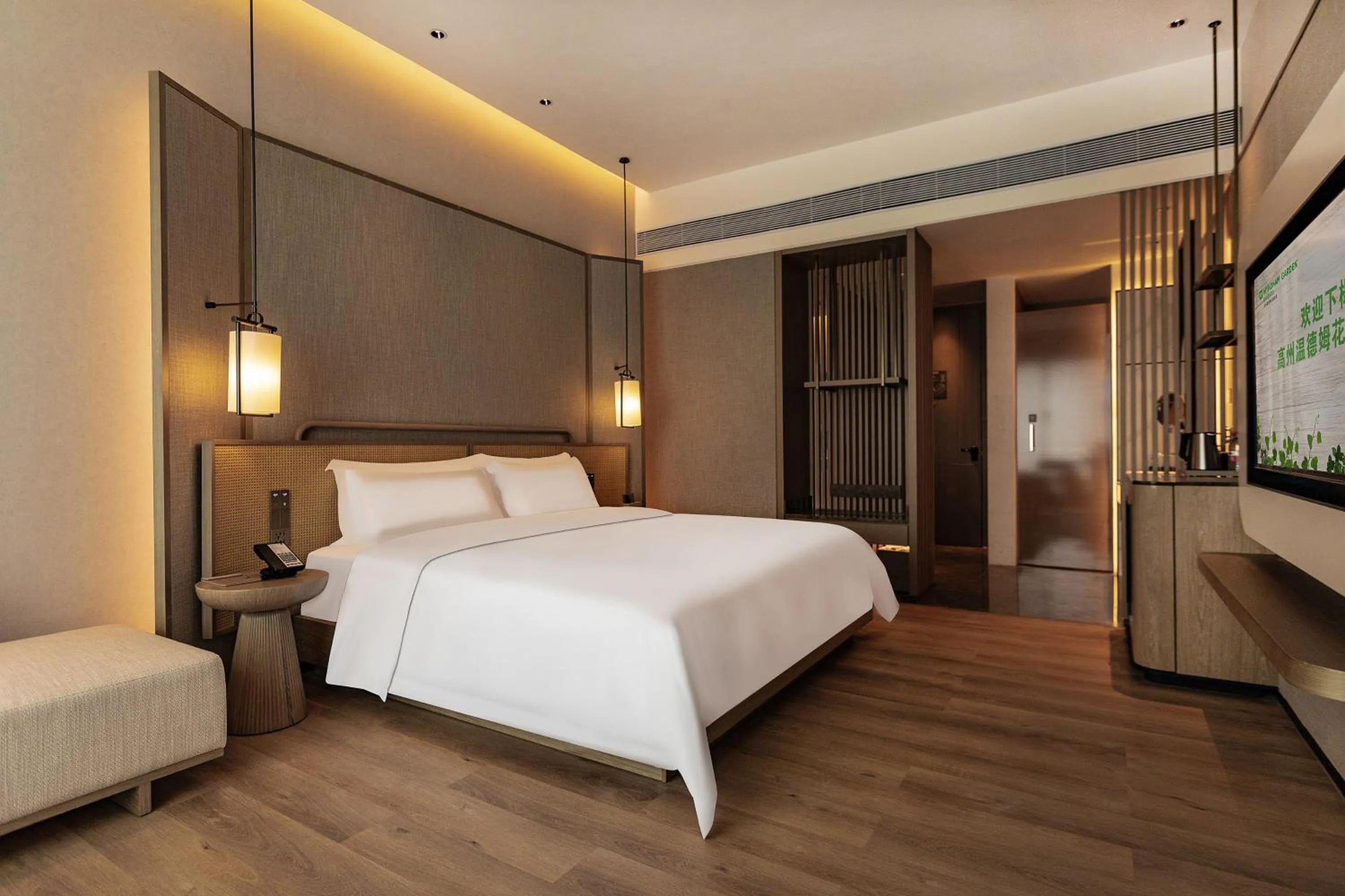 Bed in Wyndham Garden Gaozhou