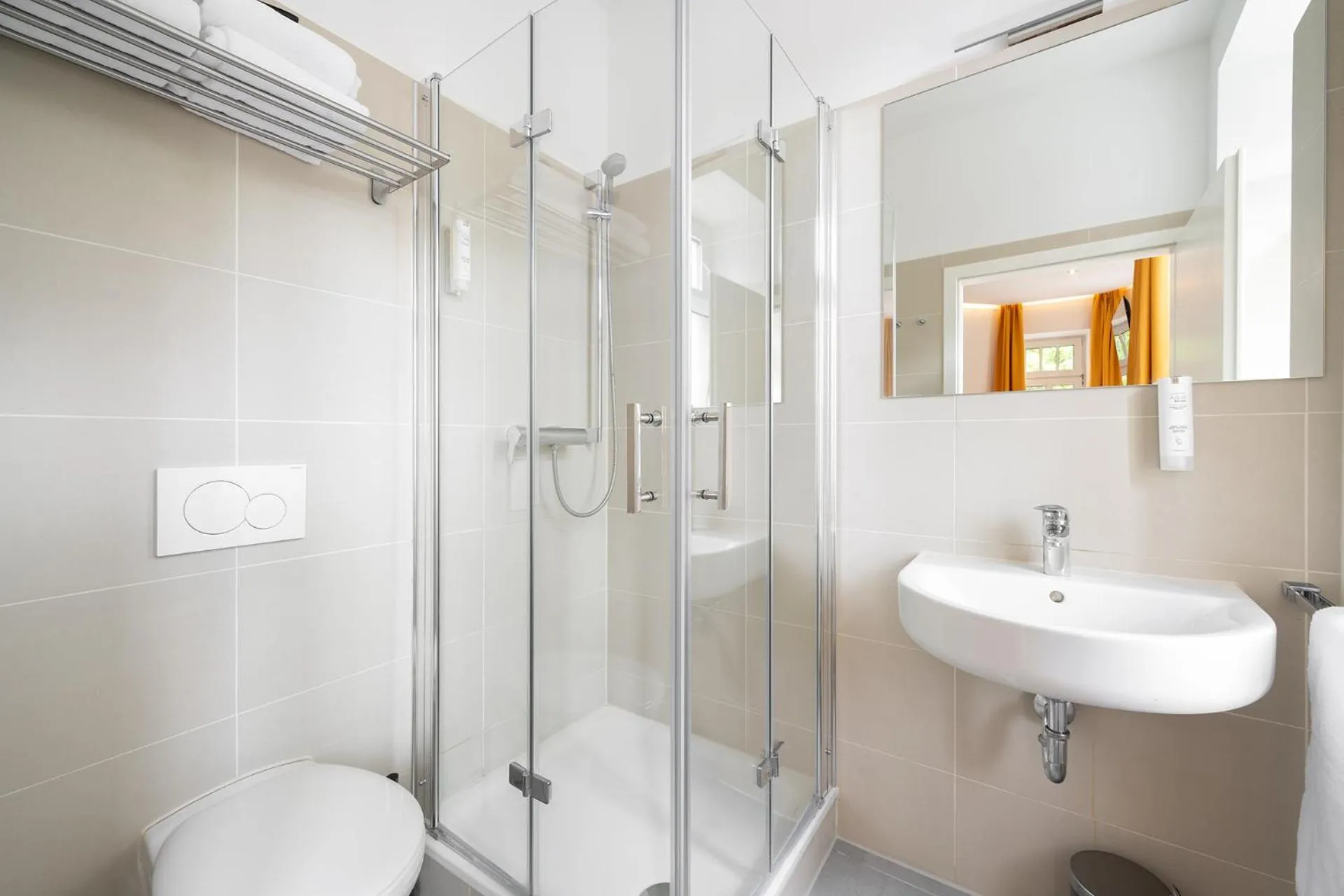 Servus Apartments by Homaris