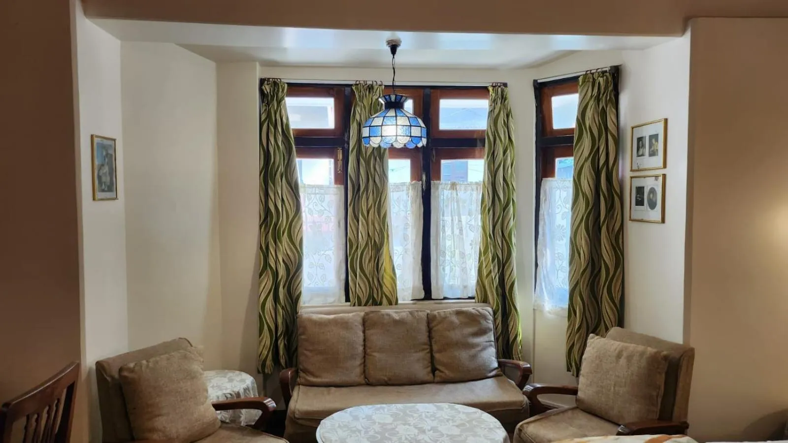 Seating area in Ivanhoe Hotel (A Heritage Property)