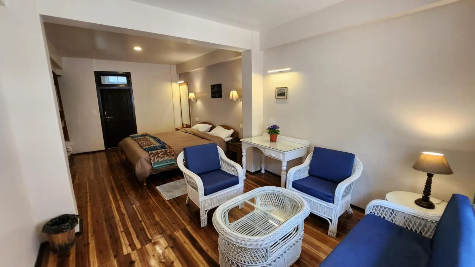 Living room in Ivanhoe Hotel (A Heritage Property)