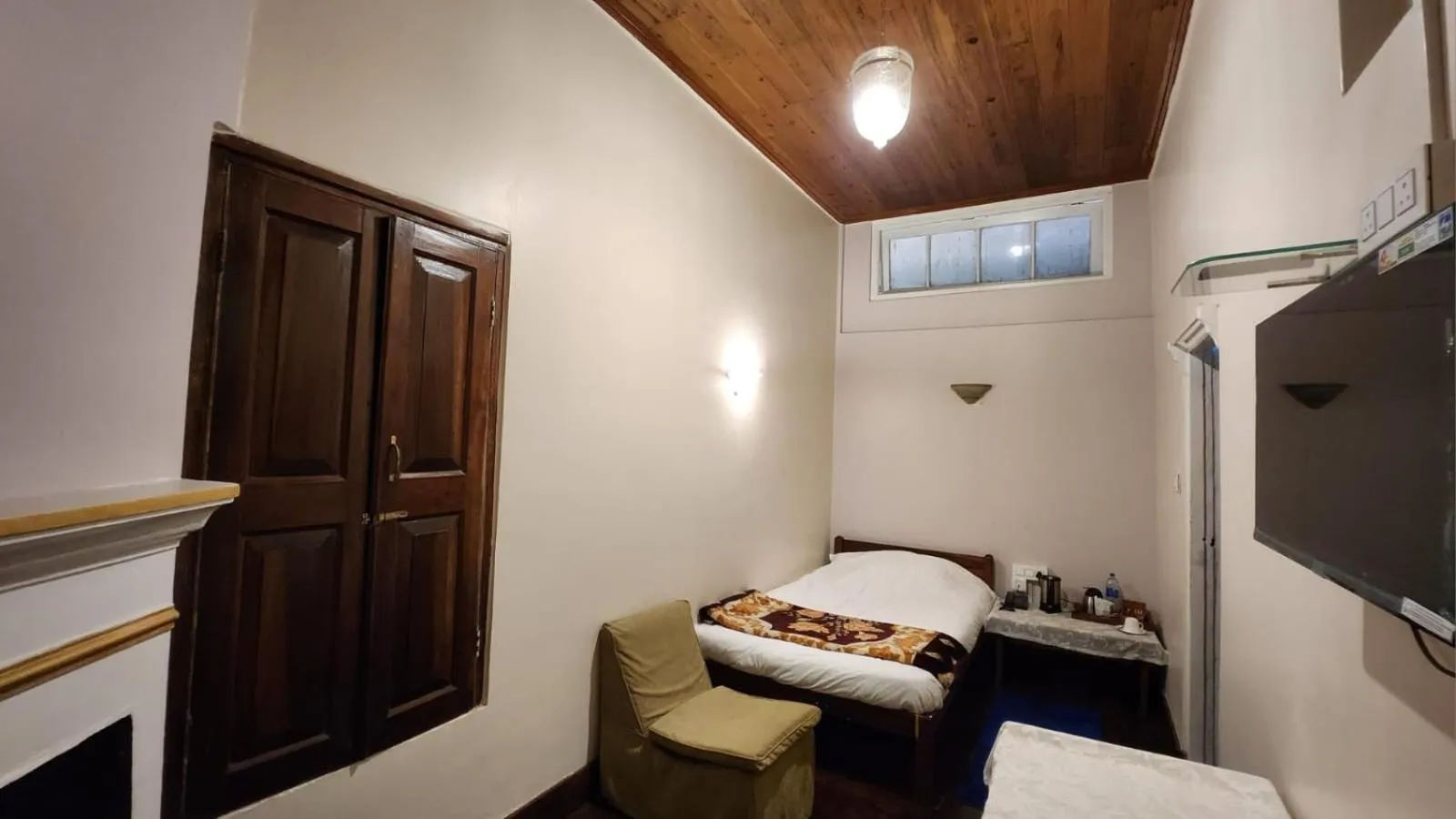 Bed in Ivanhoe Hotel (A Heritage Property)