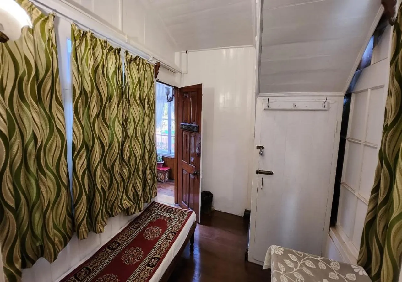 Photo of the whole room in Ivanhoe Hotel (A Heritage Property)