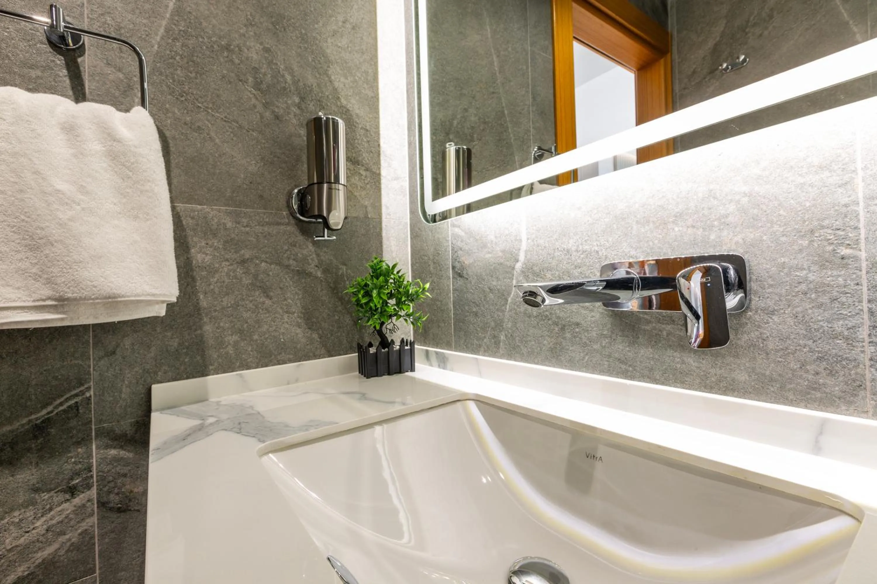 Shower in North Star Hotel