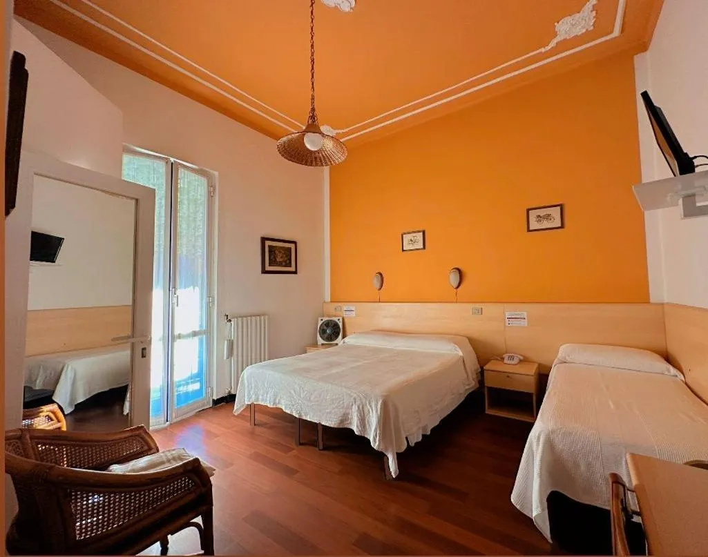 Bed in Hotel Villa Marosa