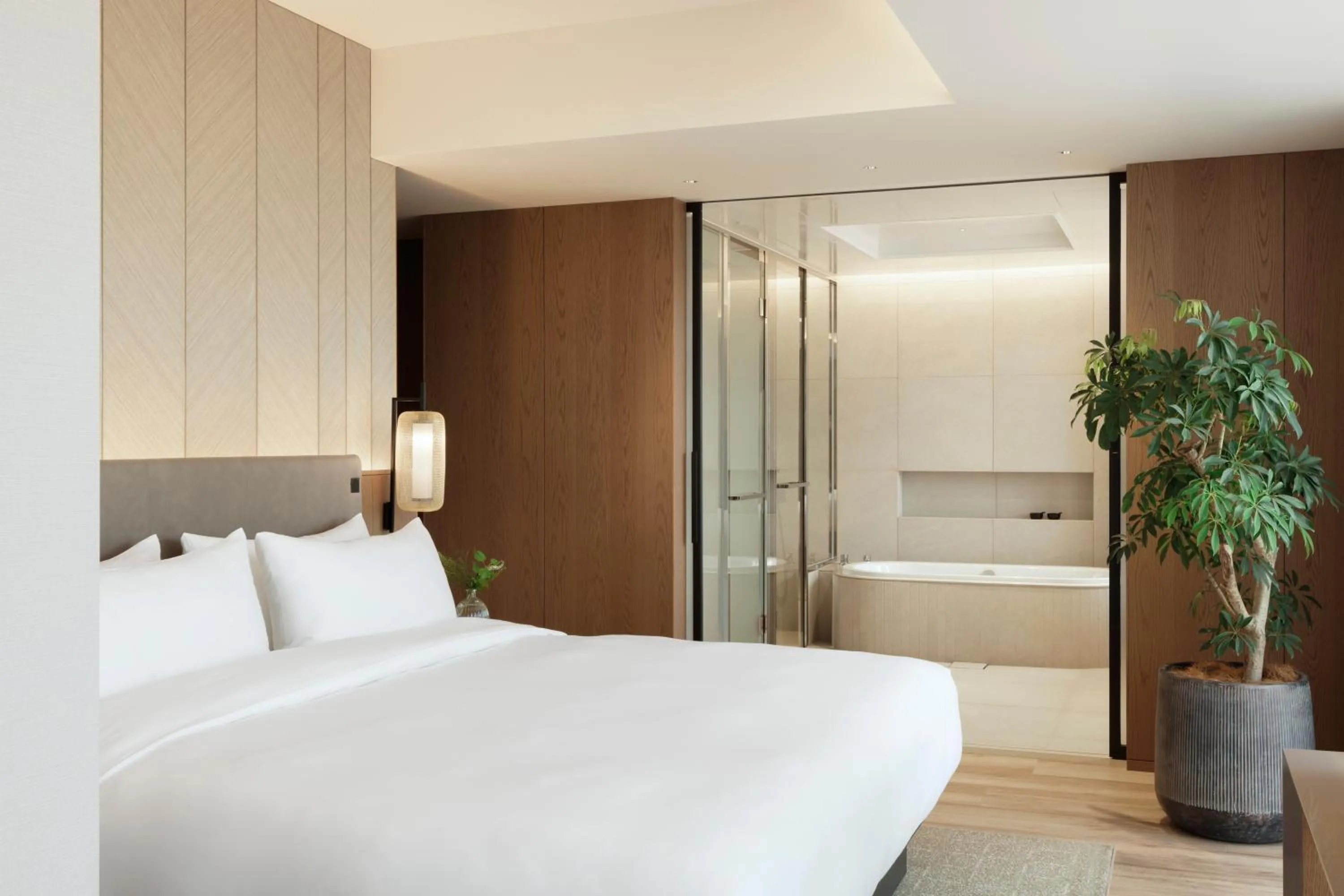 Bed in TIAD, Autograph Collection