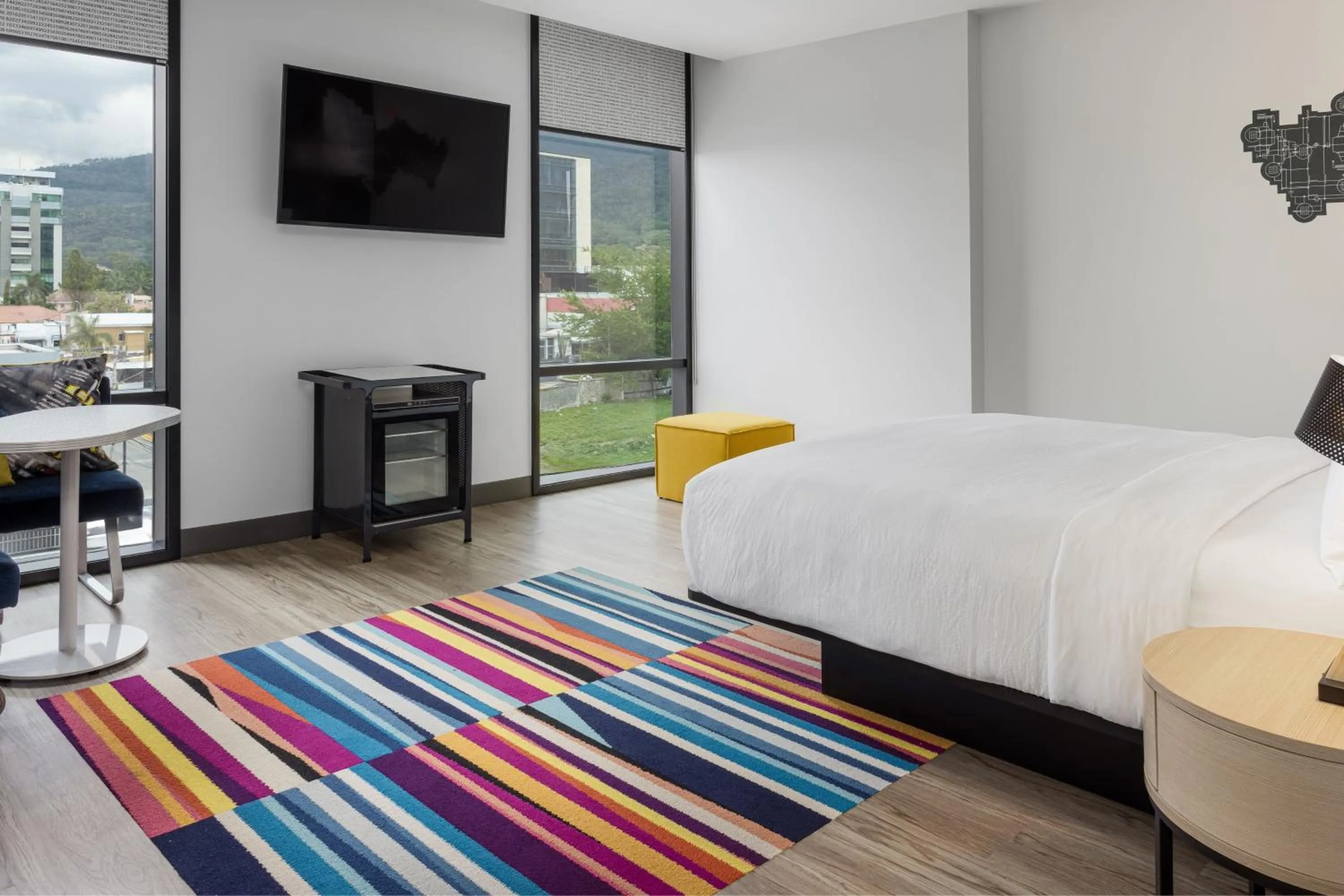 Bathroom, Bed in Aloft San Pedro Sula