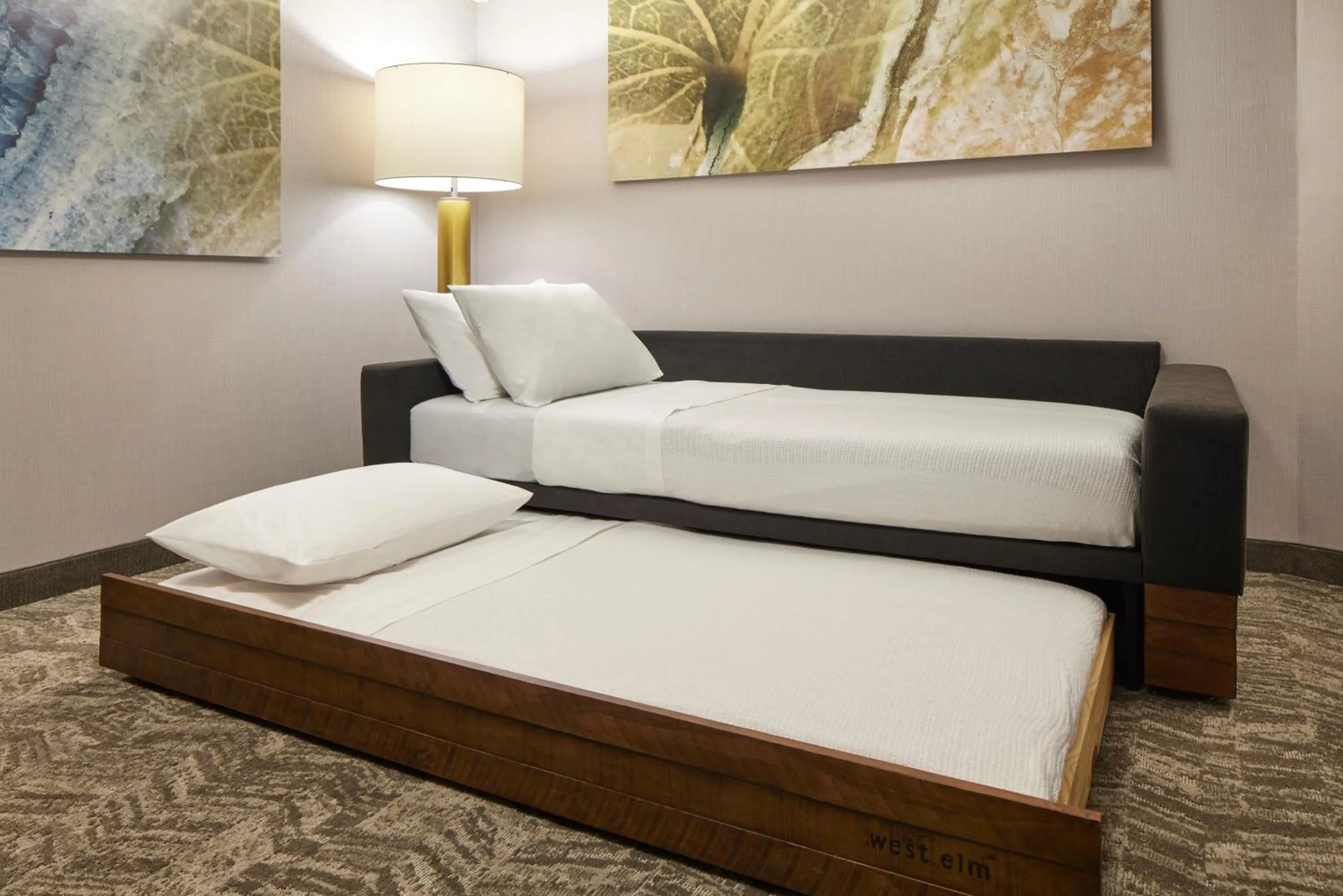 Bed in SpringHill Suites by Marriott Frederica