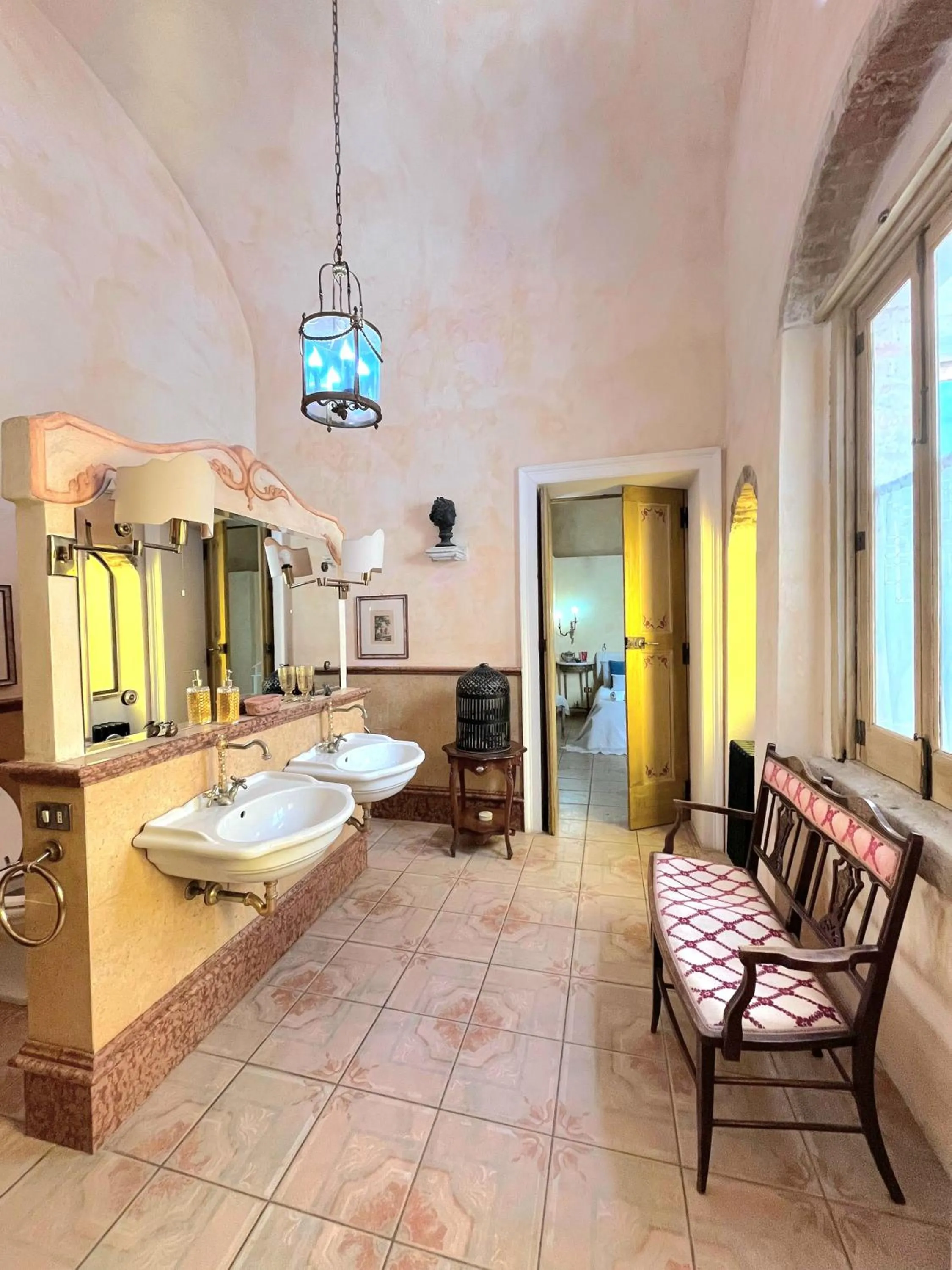 Bathroom in B&B Palazzo de Matteis