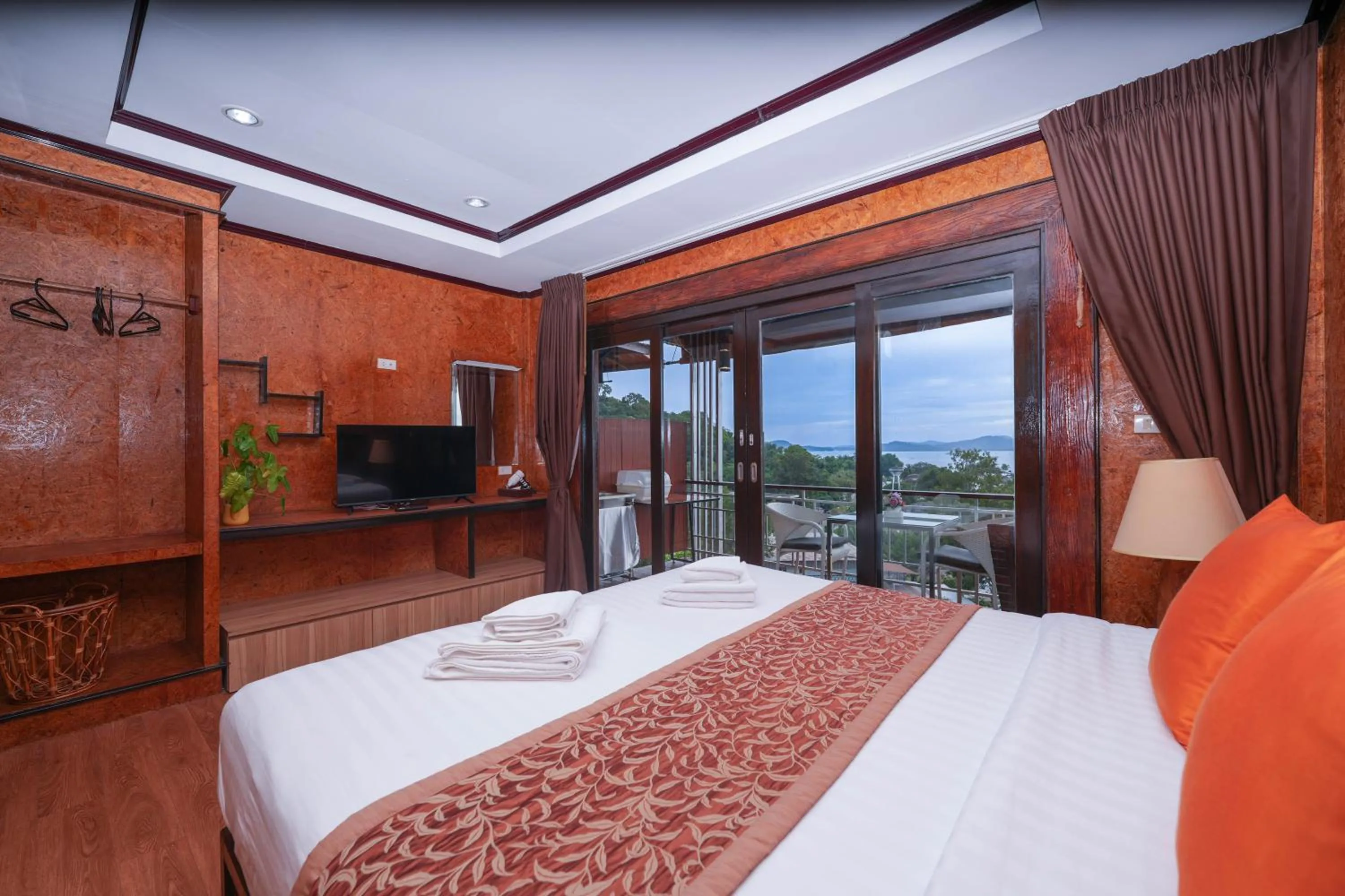 Bed in So View Phuket Resort