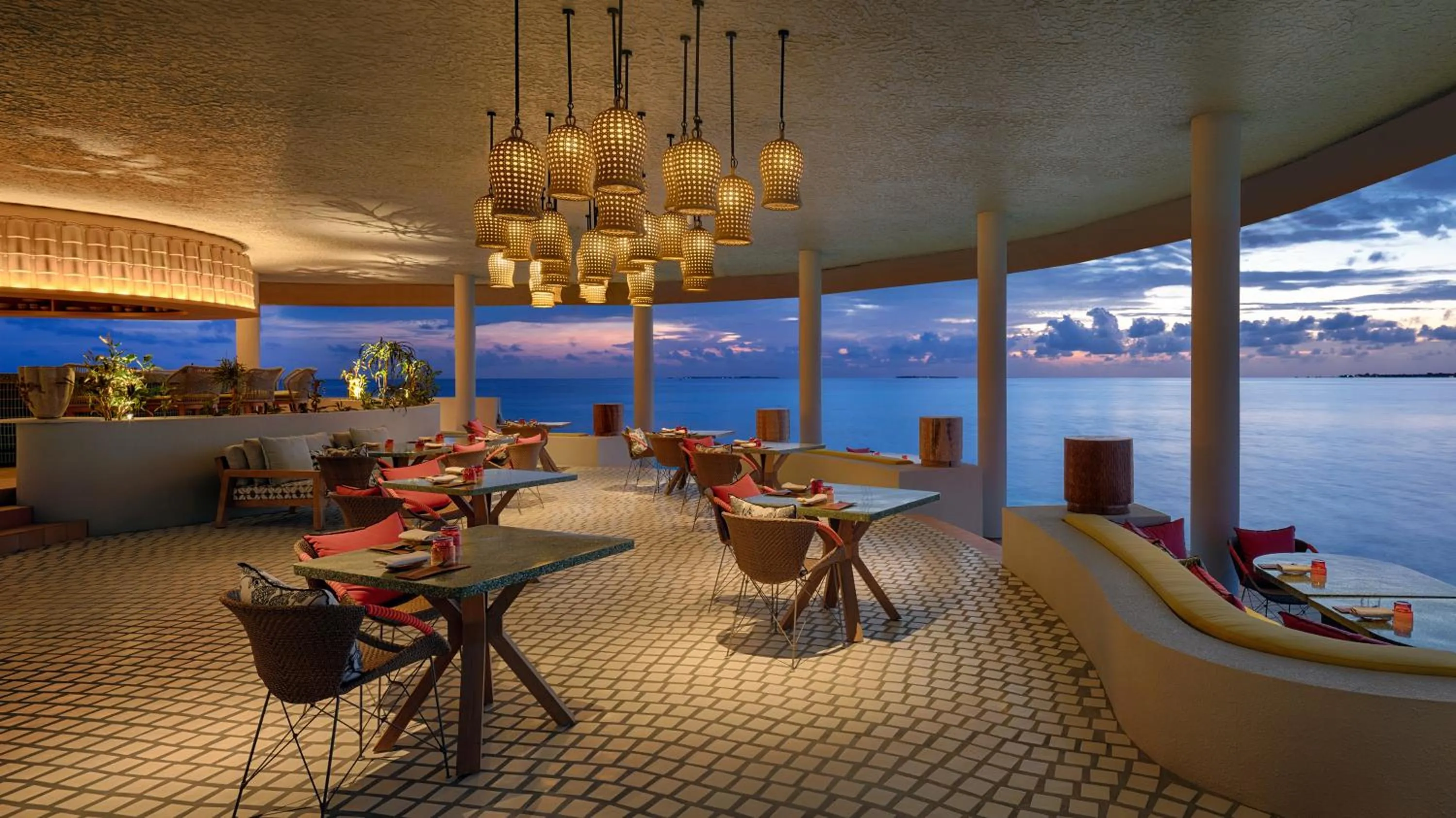 Restaurant/places to eat in Six Senses Kanuhura