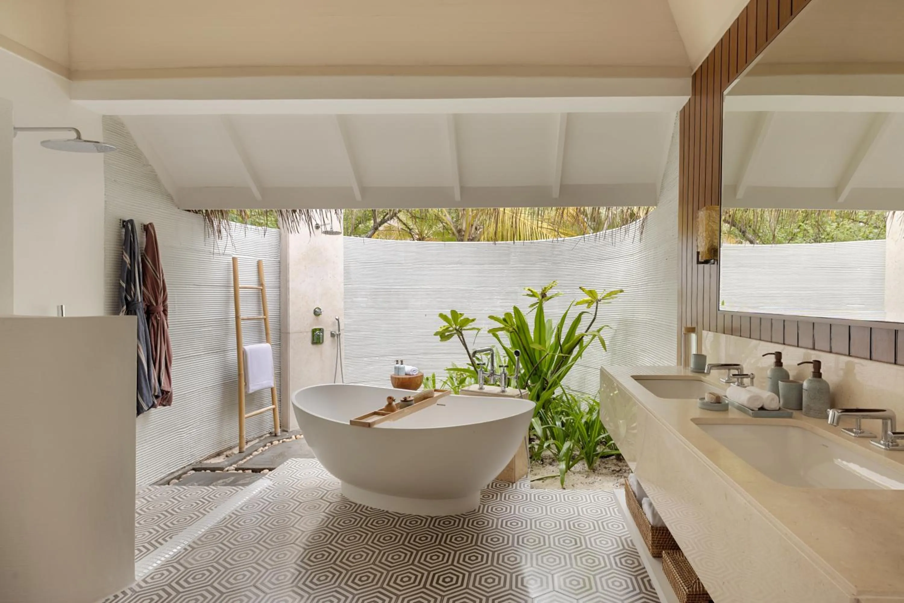 Bathroom in Six Senses Kanuhura