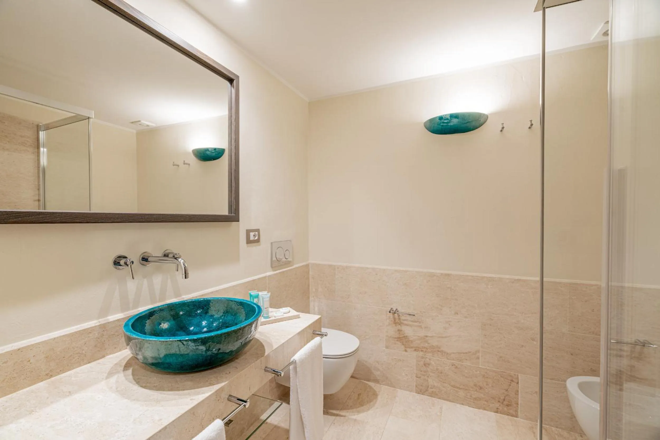 Bathroom in Hotel Cala Lunga