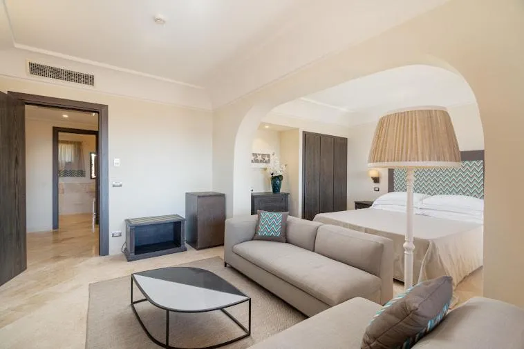 Bed in Hotel Cala Lunga