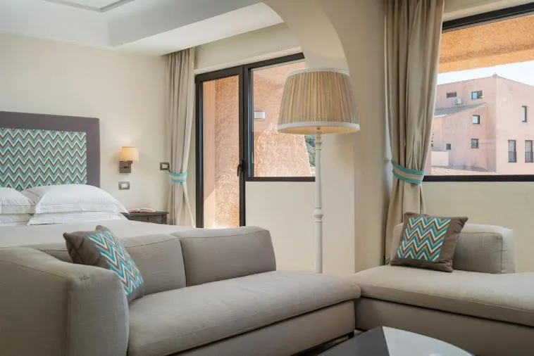 Bed in Hotel Cala Lunga