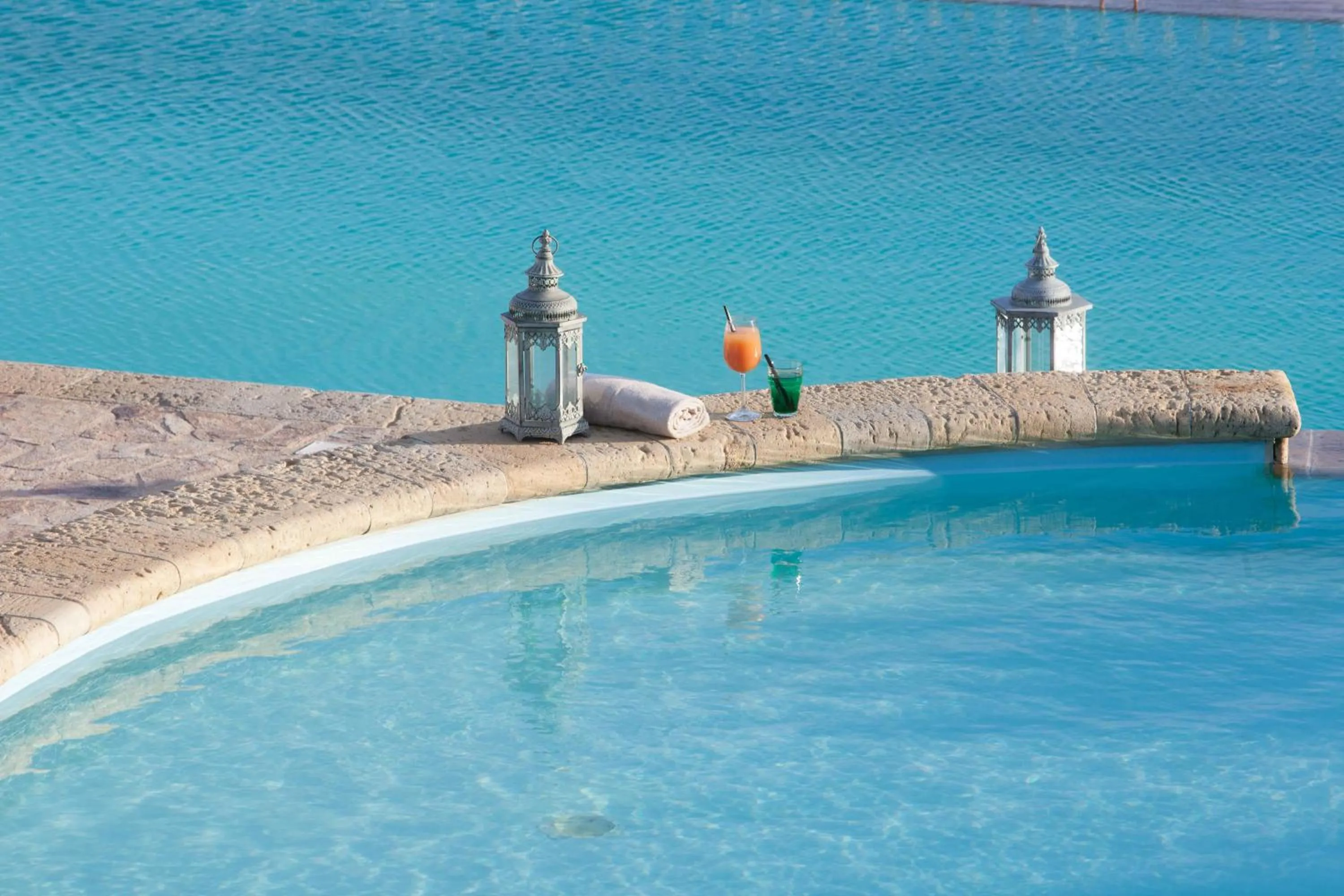 Swimming pool in Hotel Cala Lunga