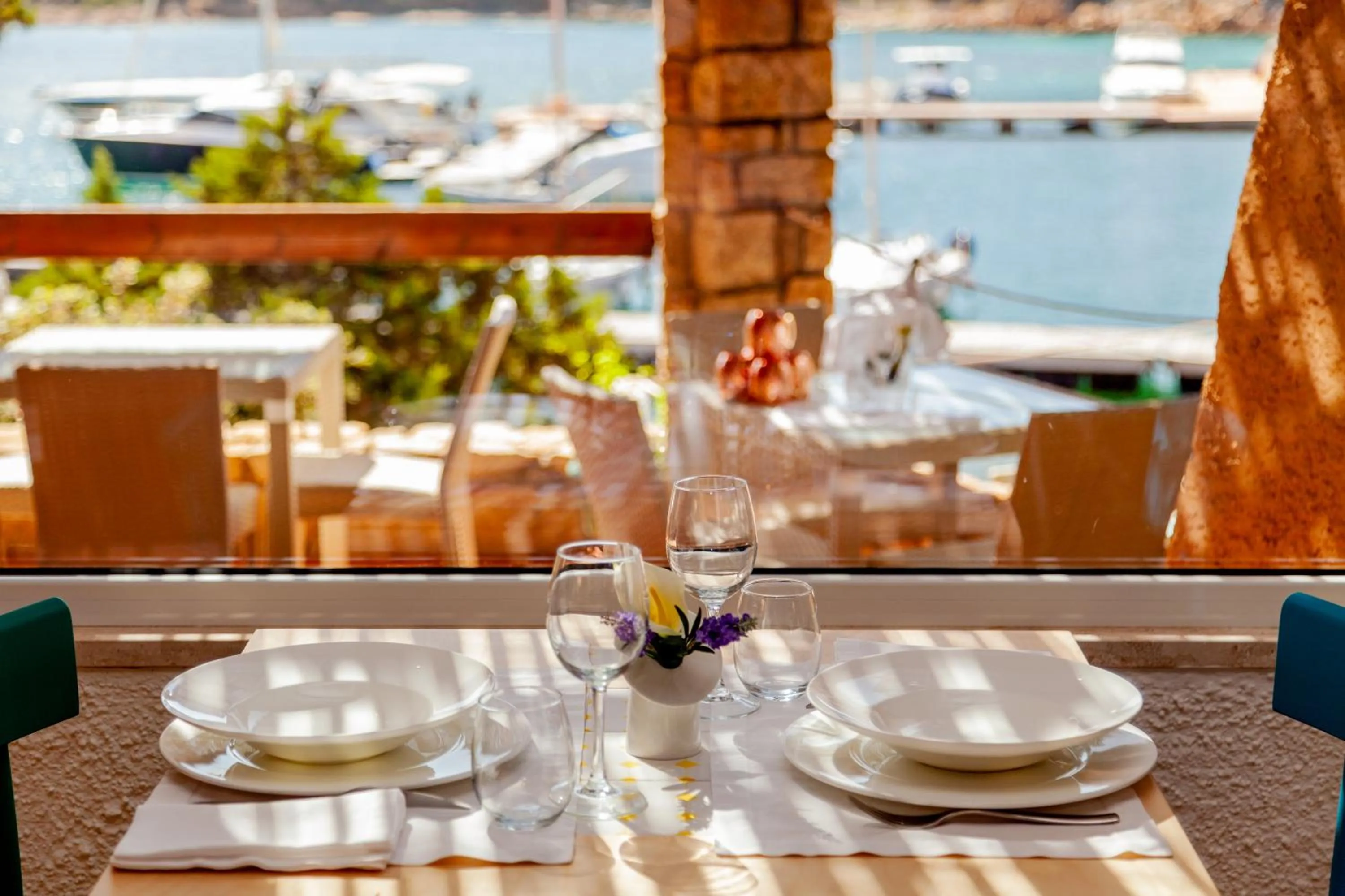 Restaurant/places to eat in Hotel Cala Lunga