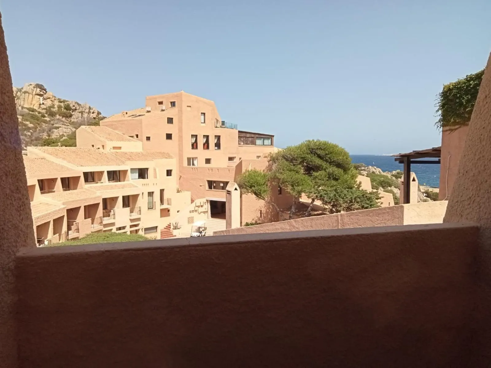 Property building in Hotel Cala Lunga