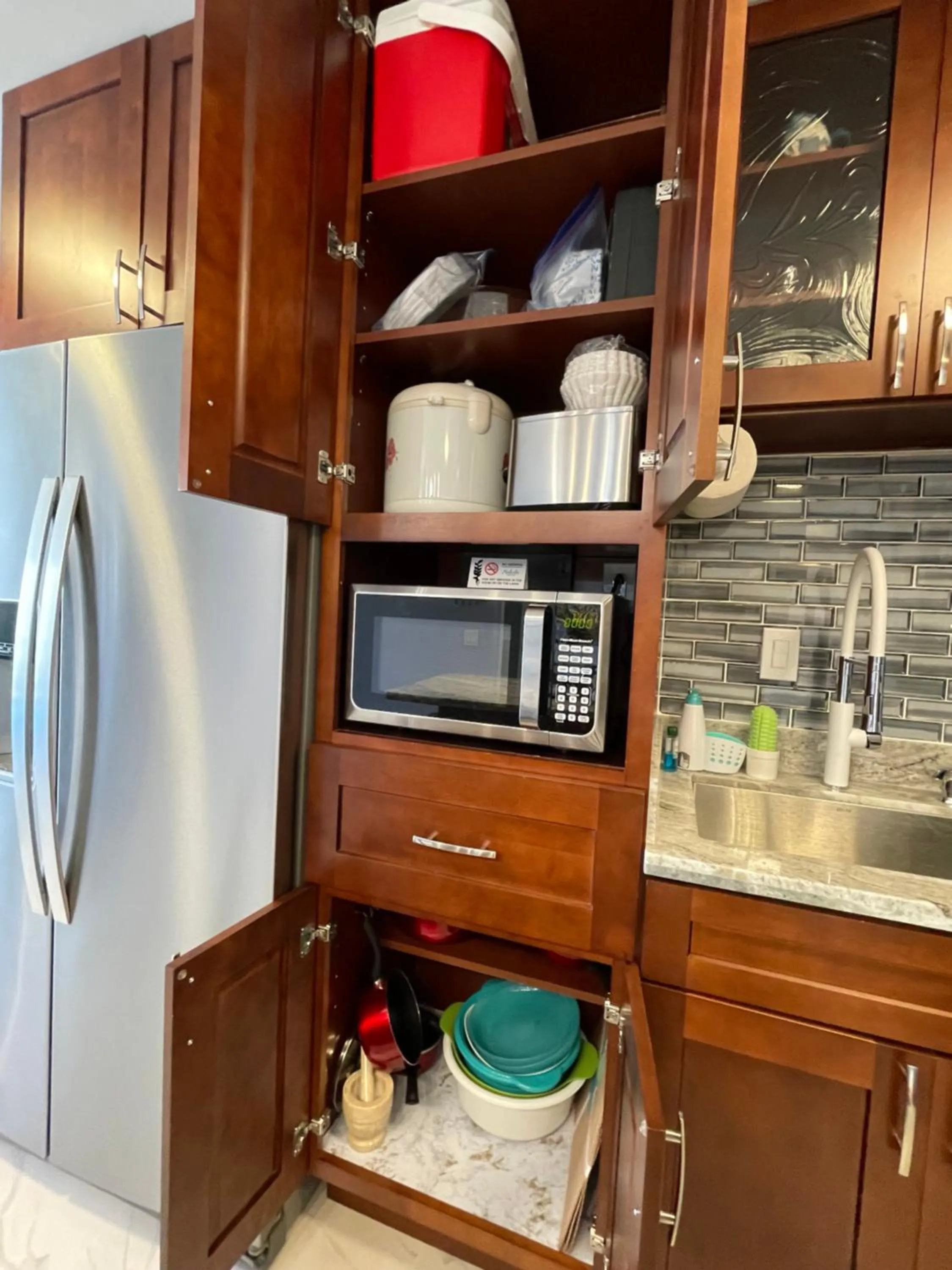 Amazing waikiki Beach condo 2Bed2Bath+free Parking