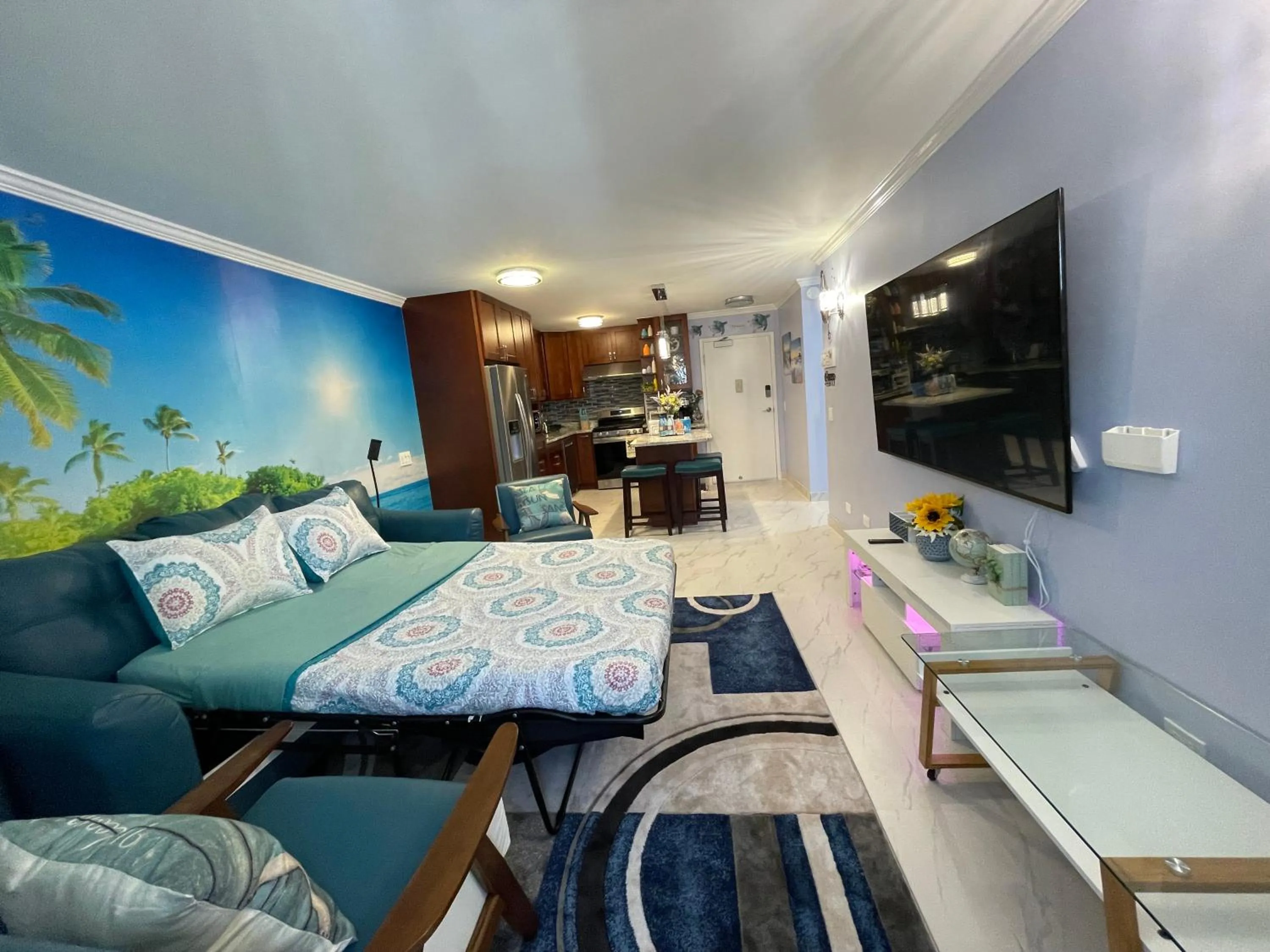 Amazing waikiki Beach condo 2Bed2Bath+free Parking