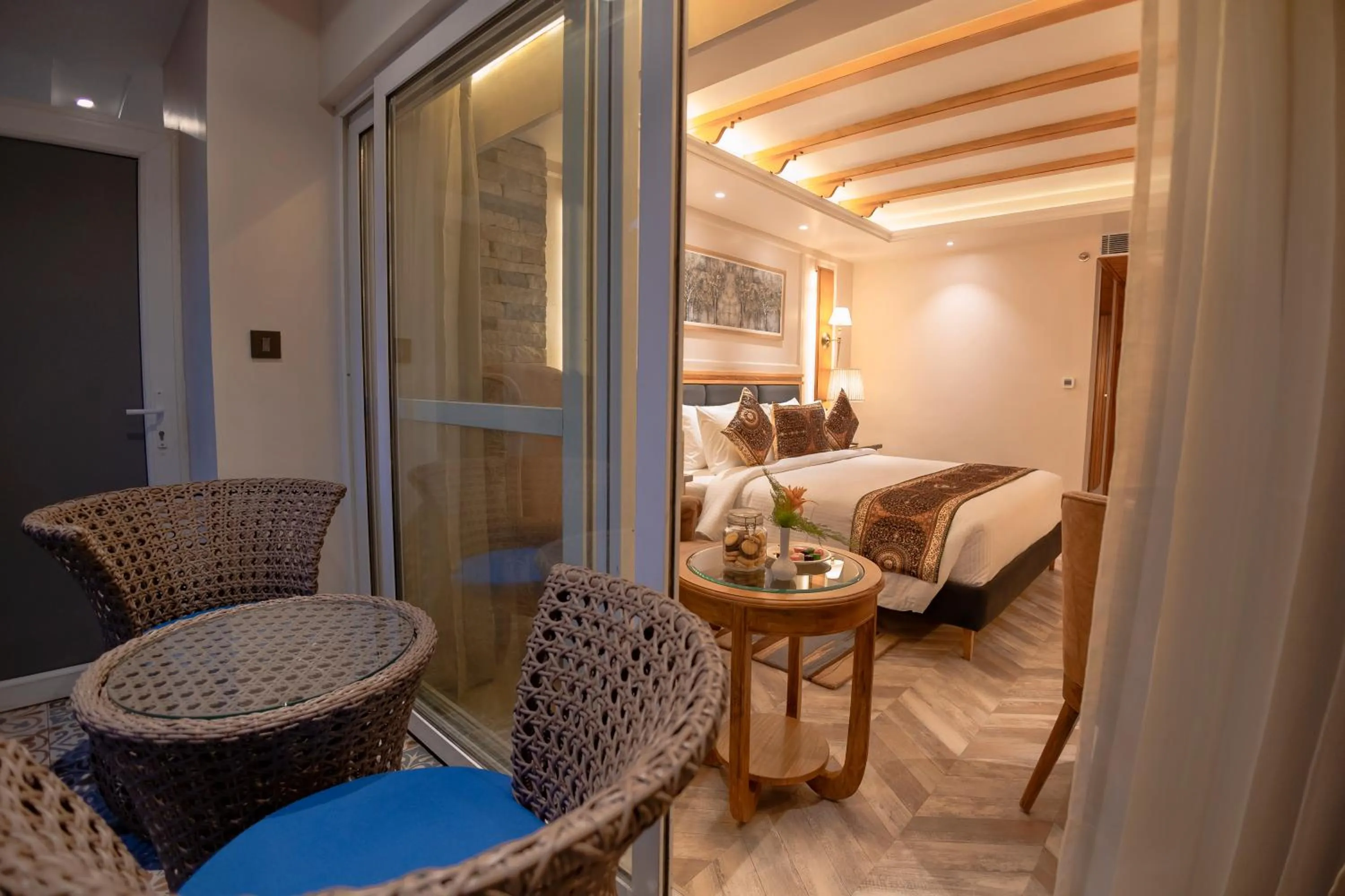 Bedroom, Bed in Presidium Sarovar Premiere Dalhousie