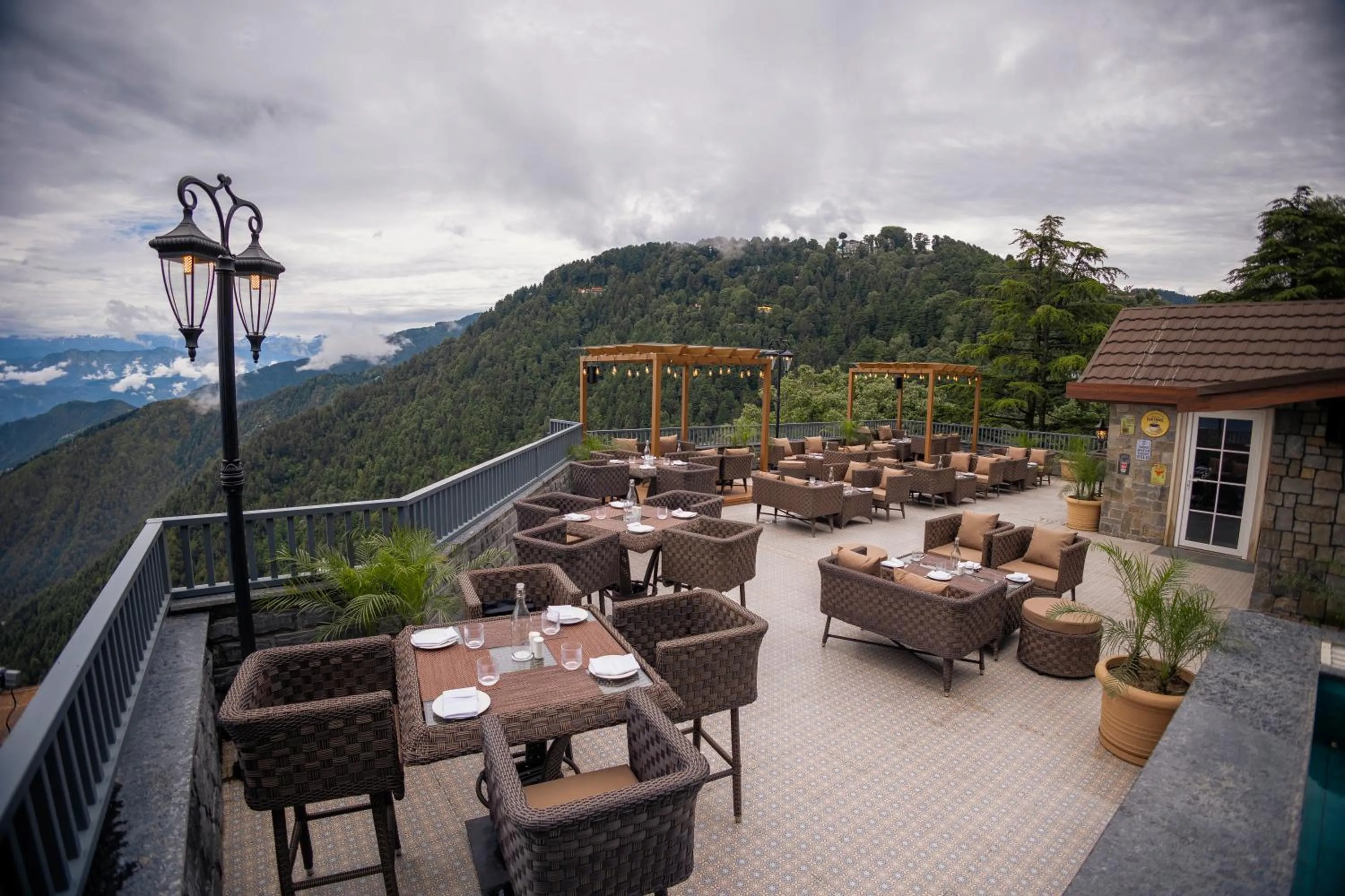 Patio in Presidium Sarovar Premiere Dalhousie