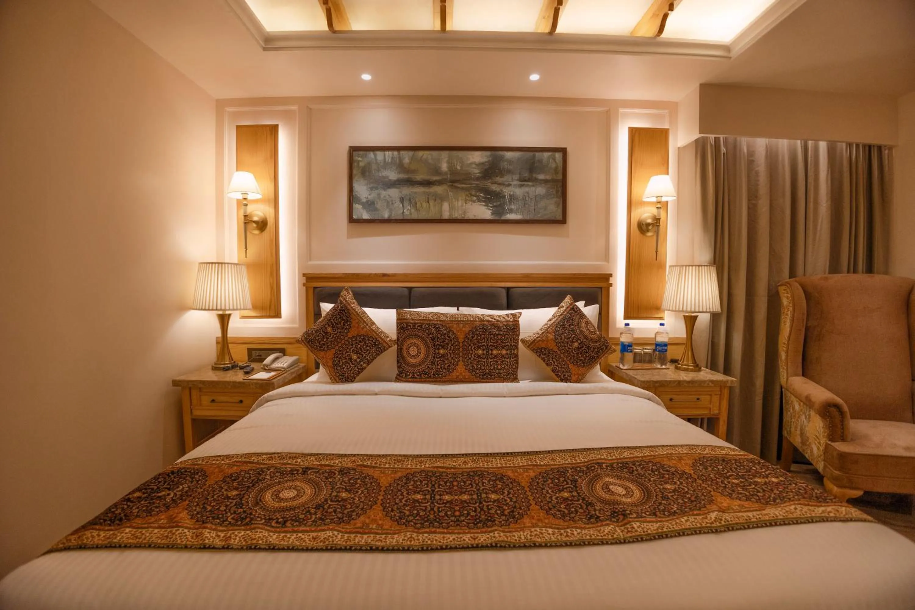 Bedroom, Bed in Presidium Sarovar Premiere Dalhousie