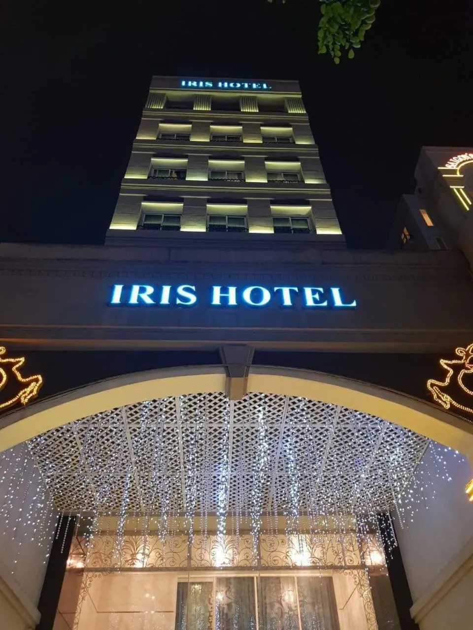 Iris Hotel