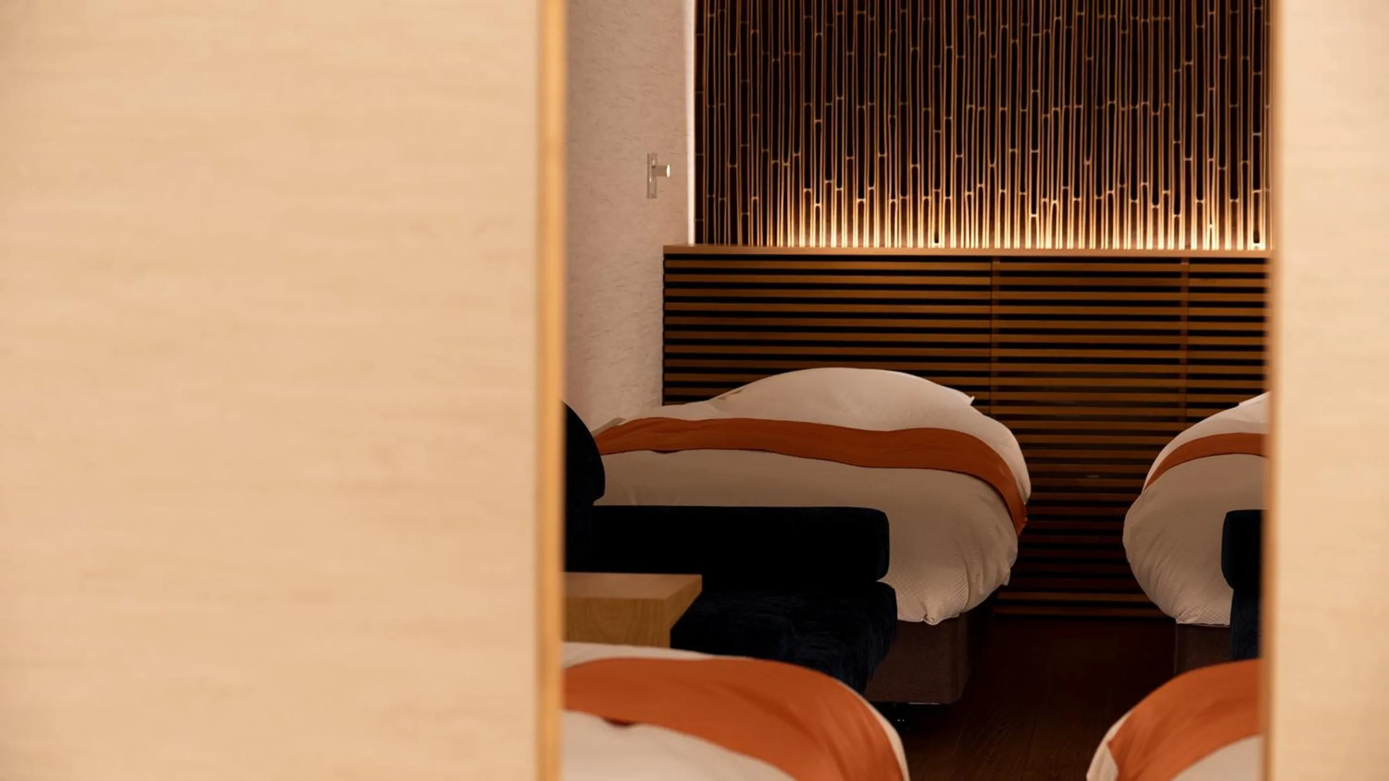 Bed in Shokudo and Hotel Kisyapoppo