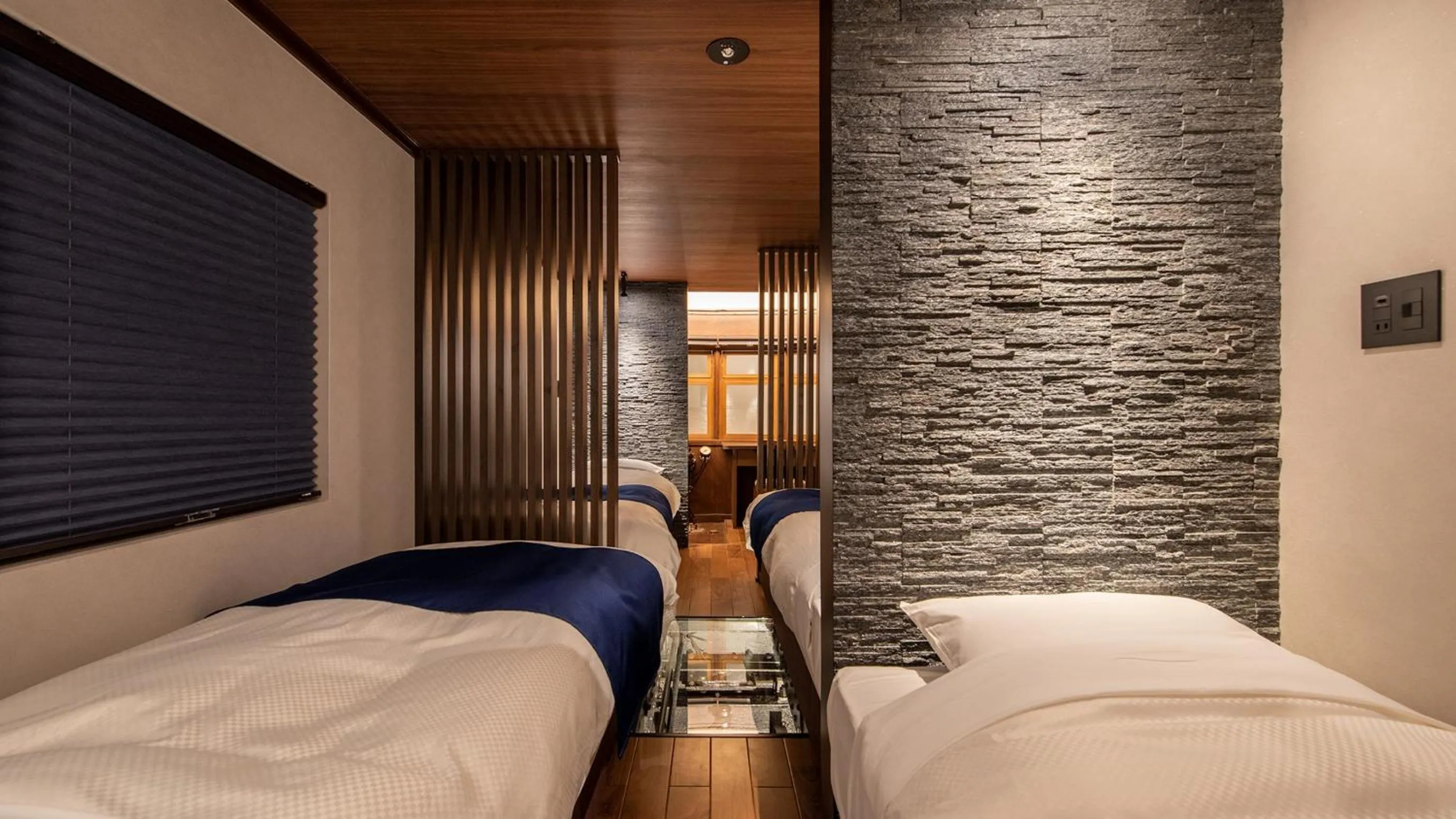 Photo of the whole room, Bed in Shokudo and Hotel Kisyapoppo