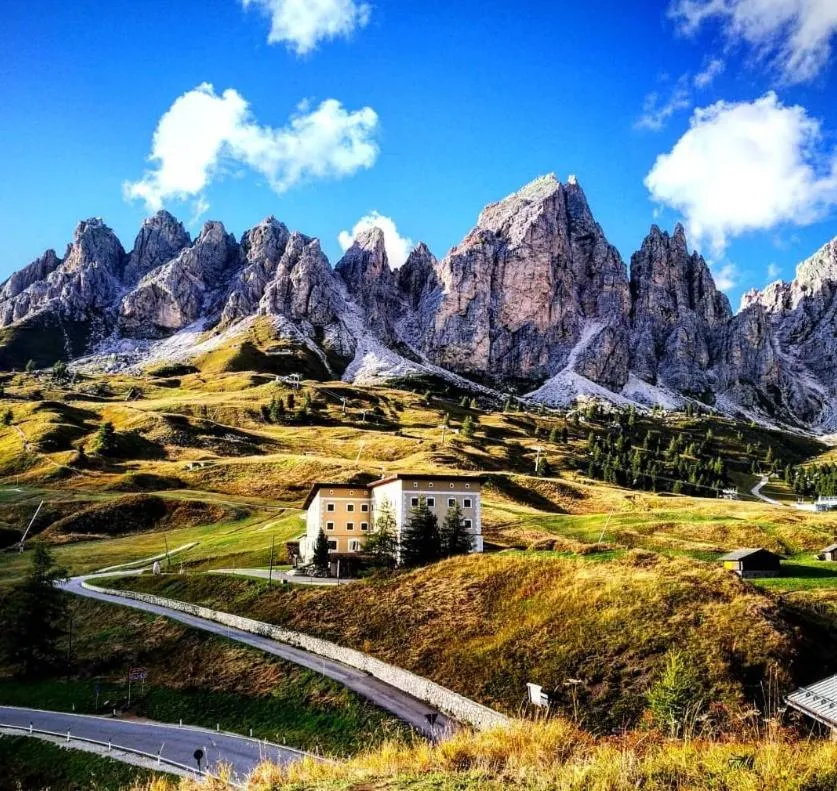 Mountain view in Alpin Hotel & Restaurant Frara